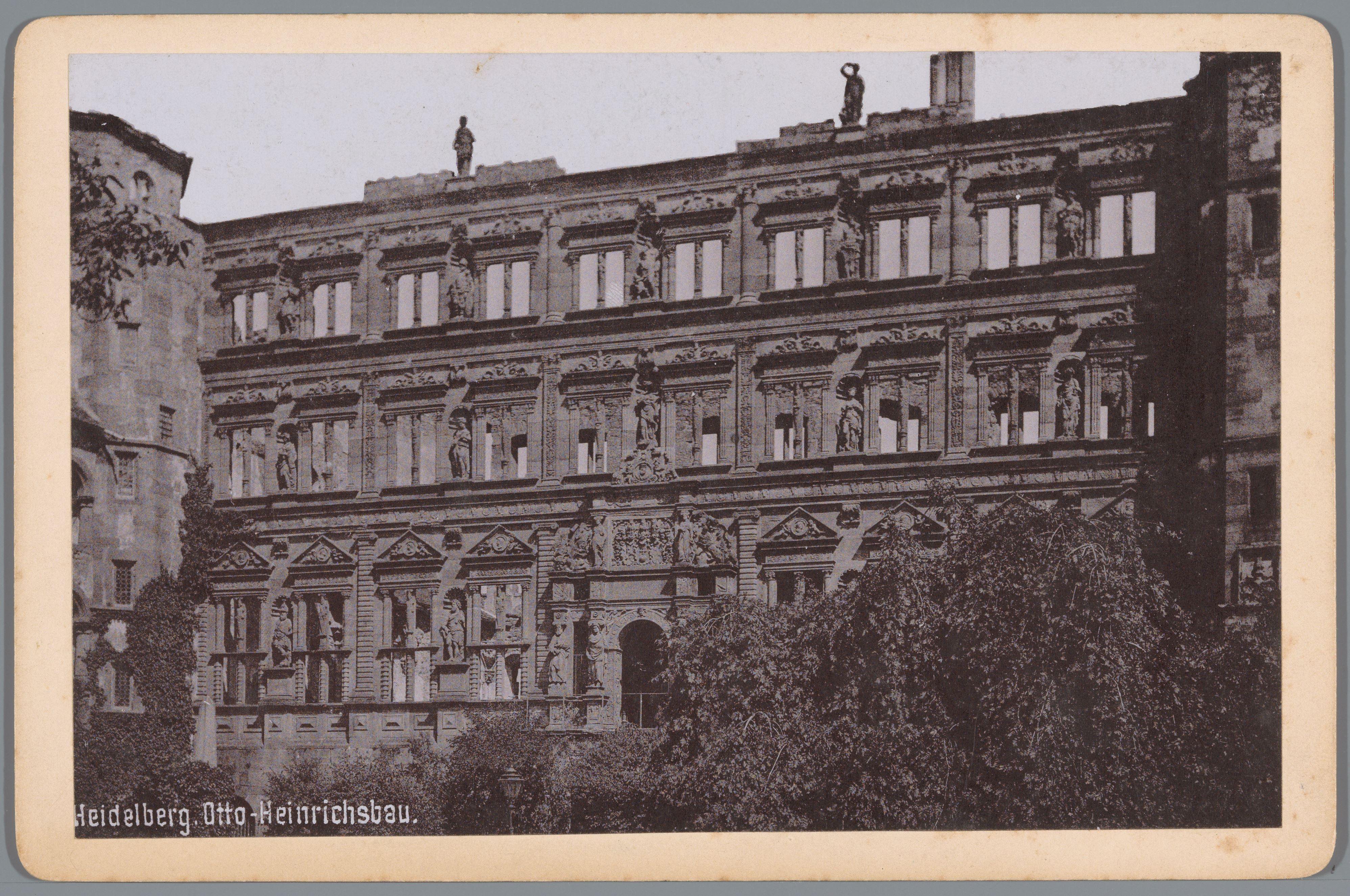 Gezicht op Schloss Ottheinrichsbau in Heidelberg