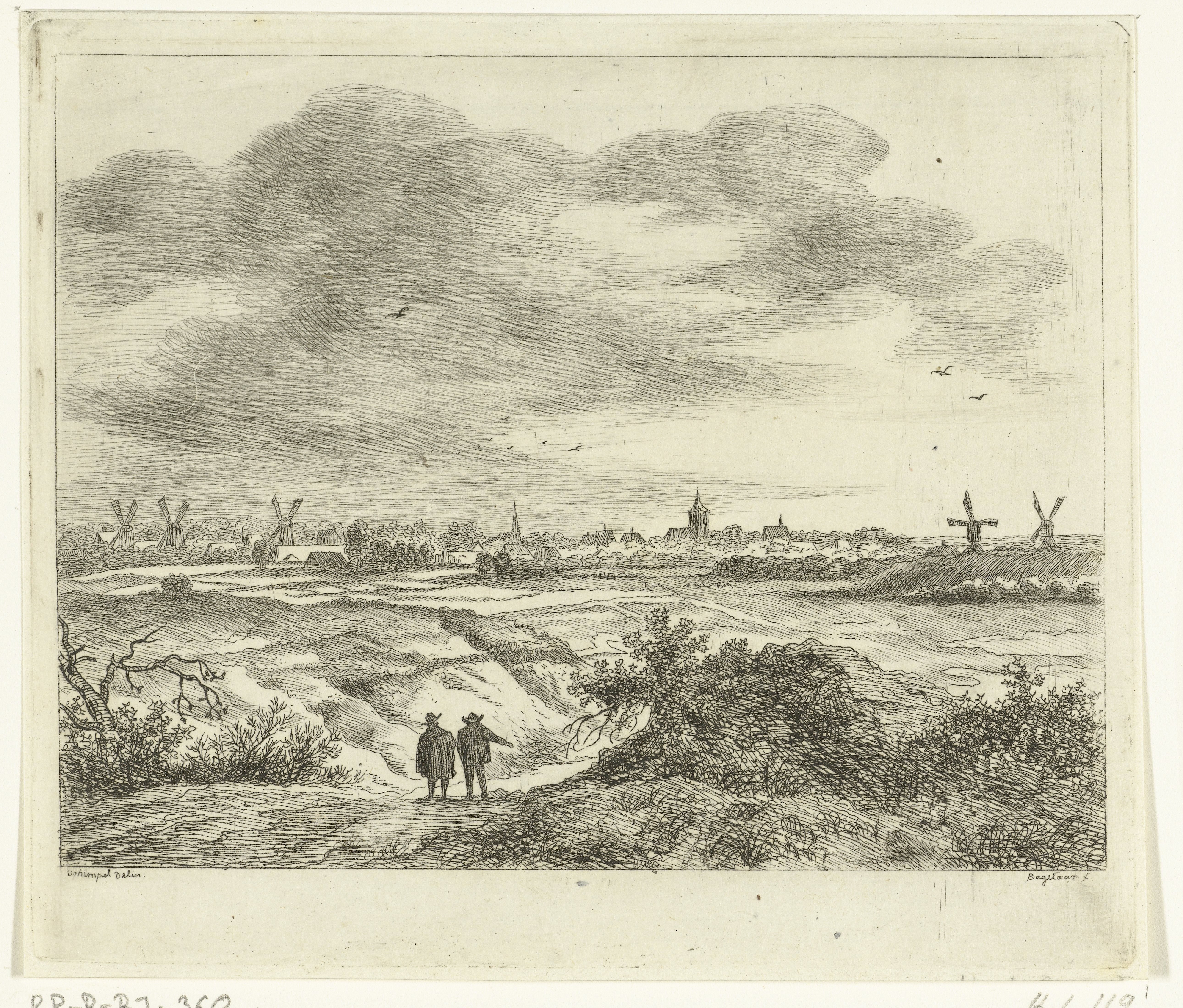 Gezicht op een dorp met molens, op de voorgrond twee wandelaars