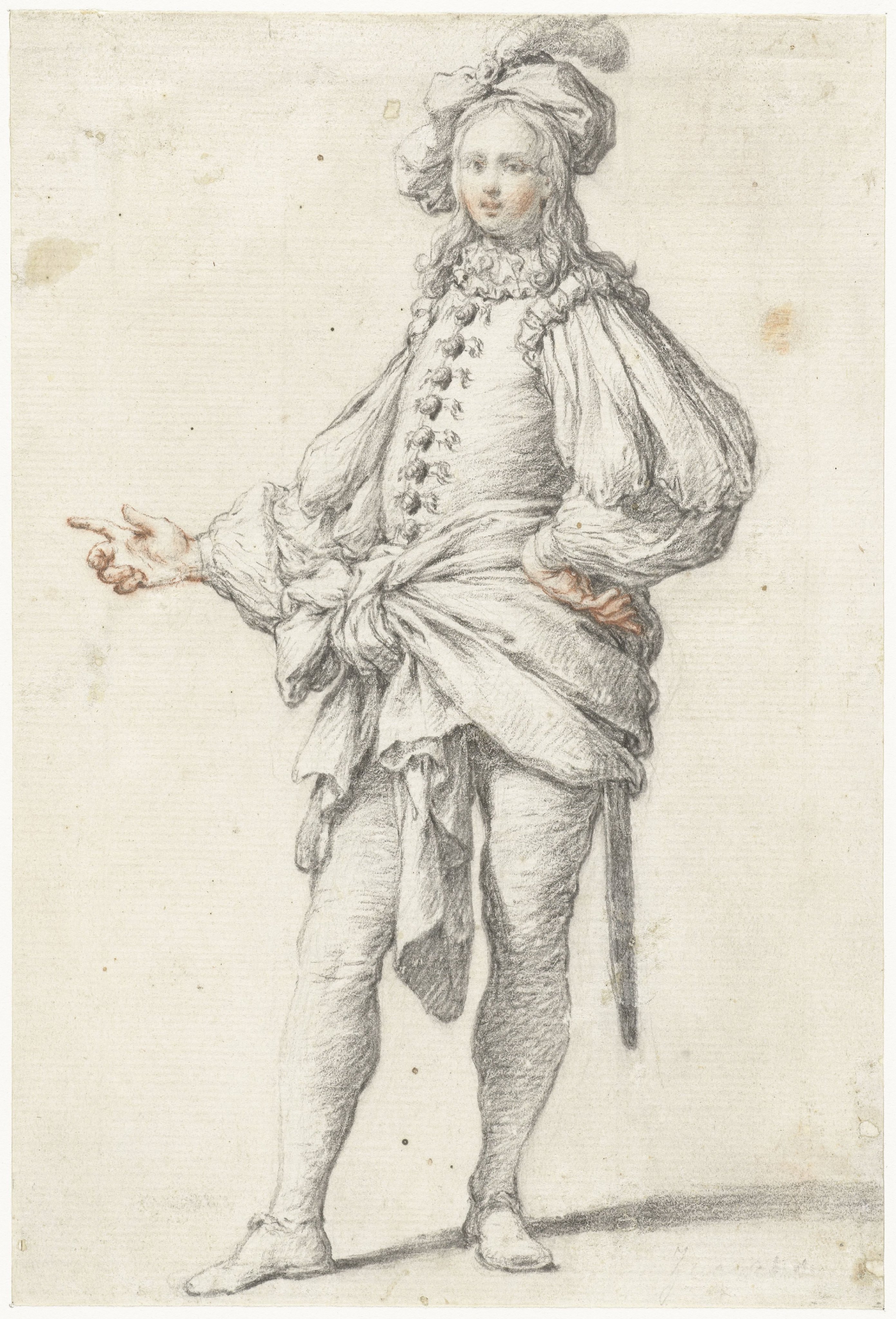 Staande jongeman in theaterkostuum