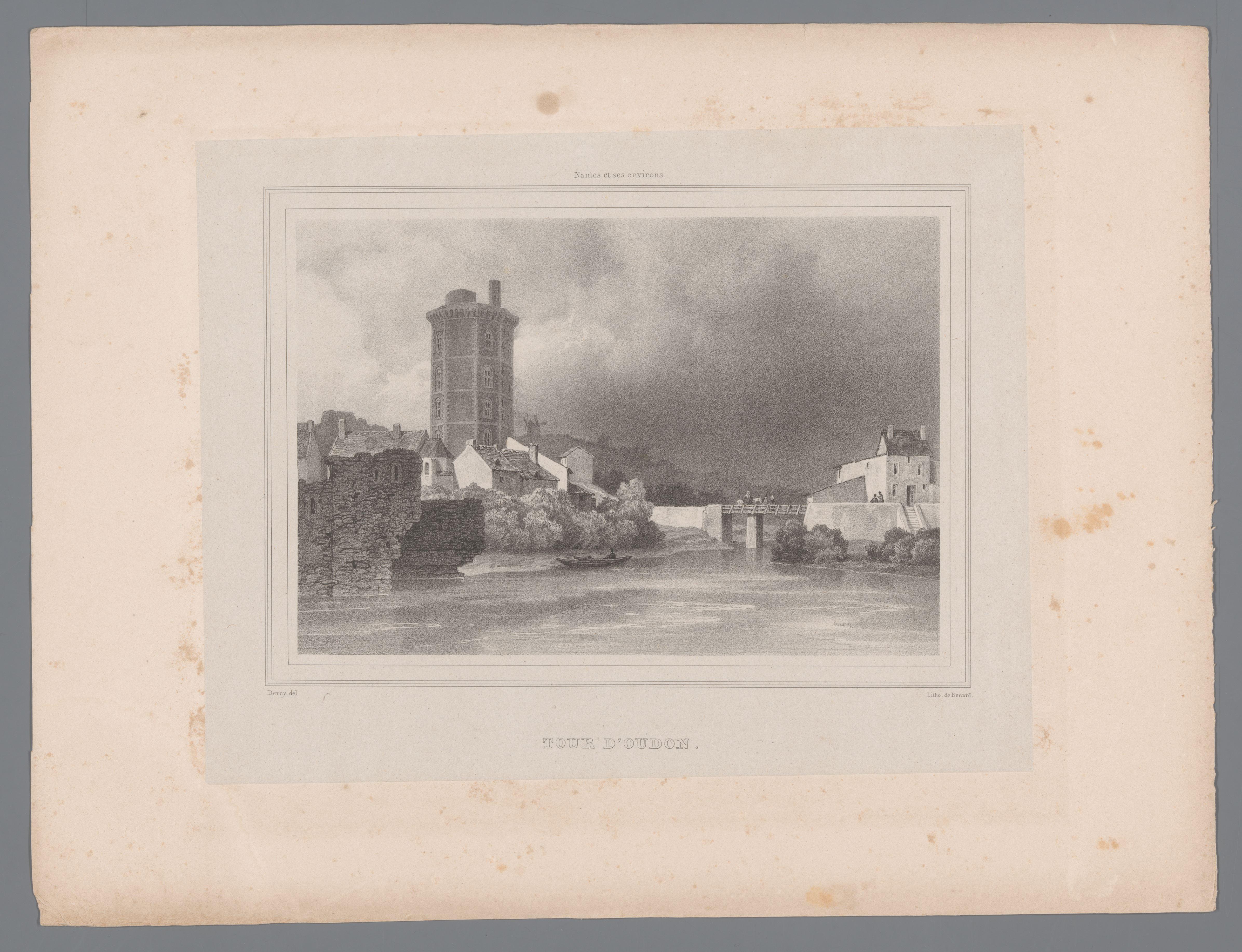 Zicht op de toren van het kasteel van Oudon