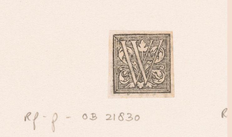 Letter W: rankenornament
