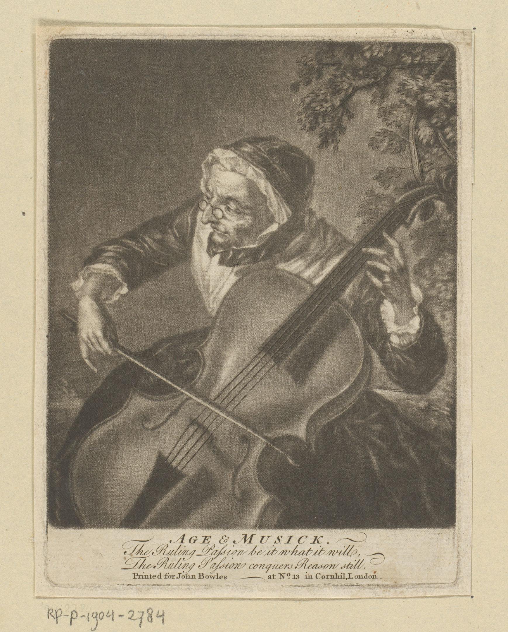 Oude vrouw speelt cello