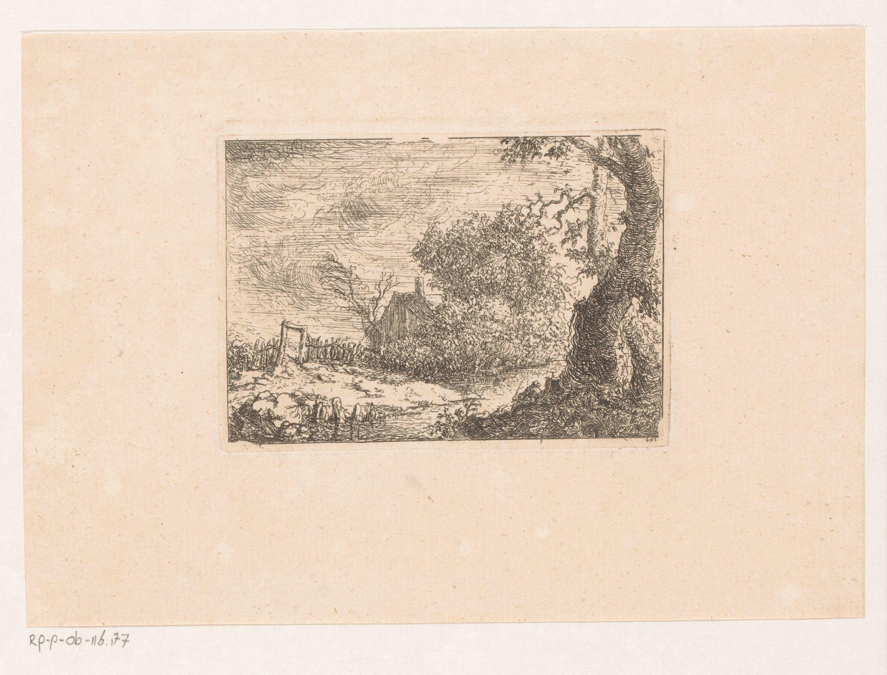 Landschap met boerderij verscholen achter de struiken