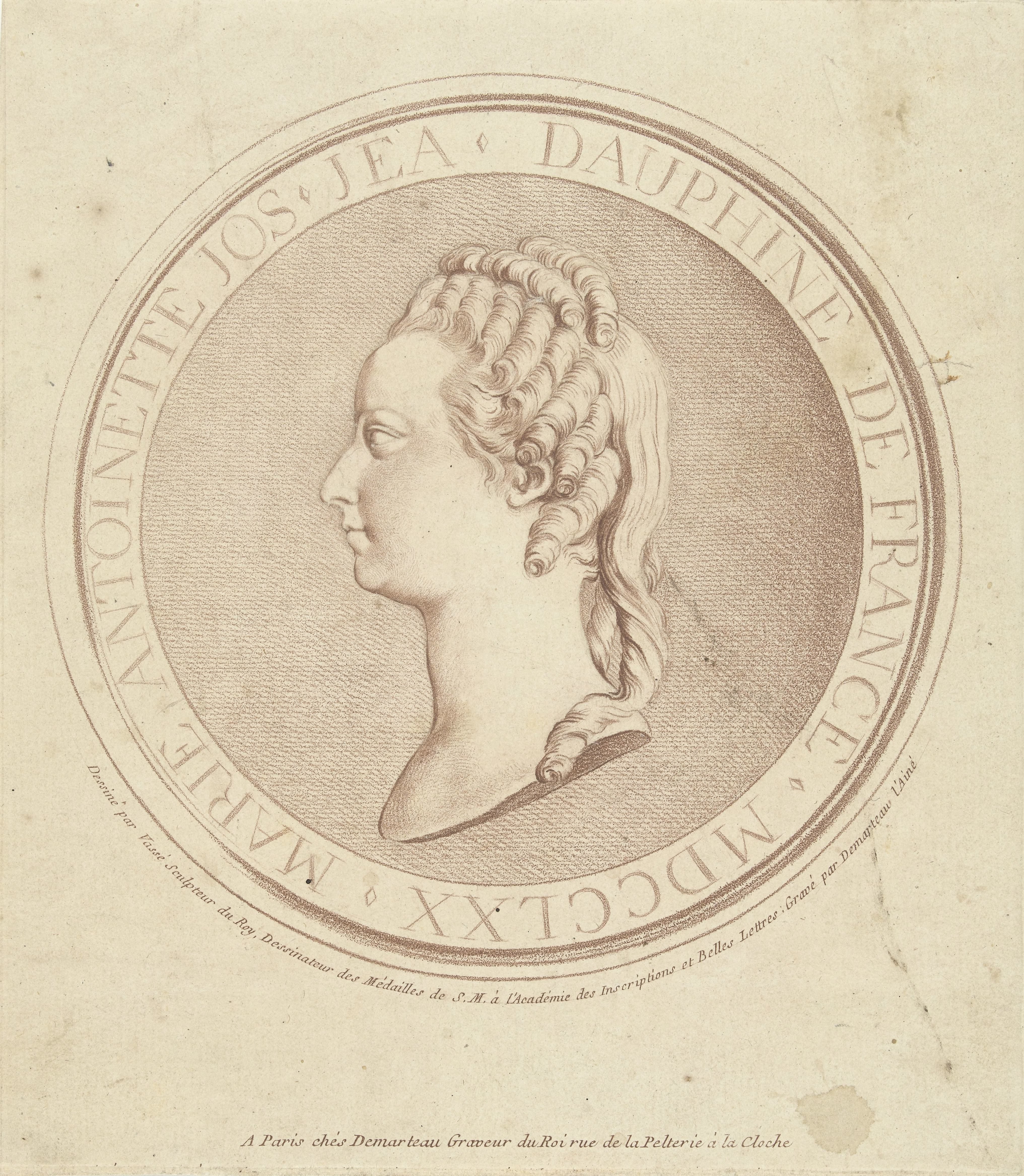 Portret van Marie Antoinette, Dauphine van Frankrijk, in basreliëf op medaillon