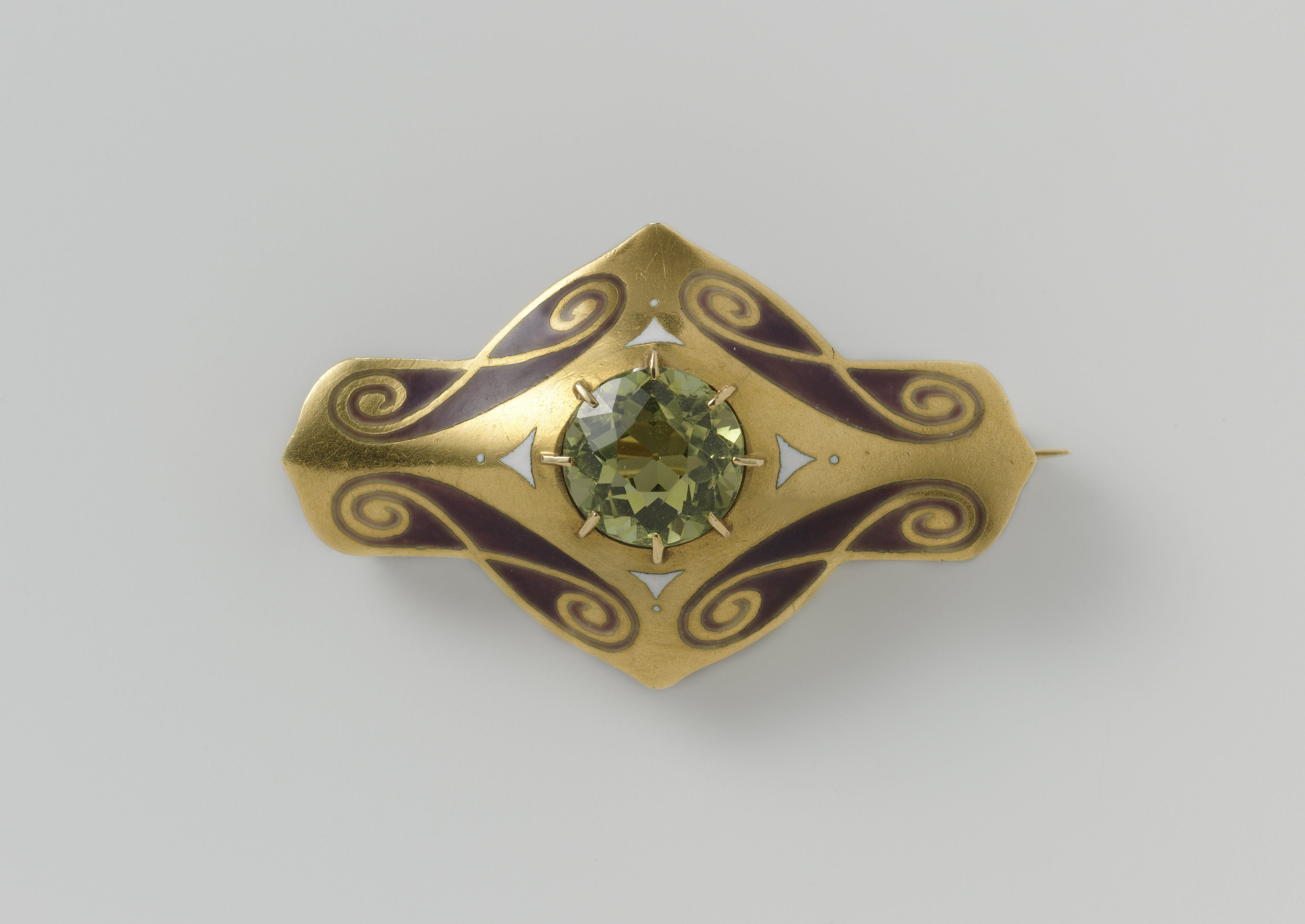 Broche