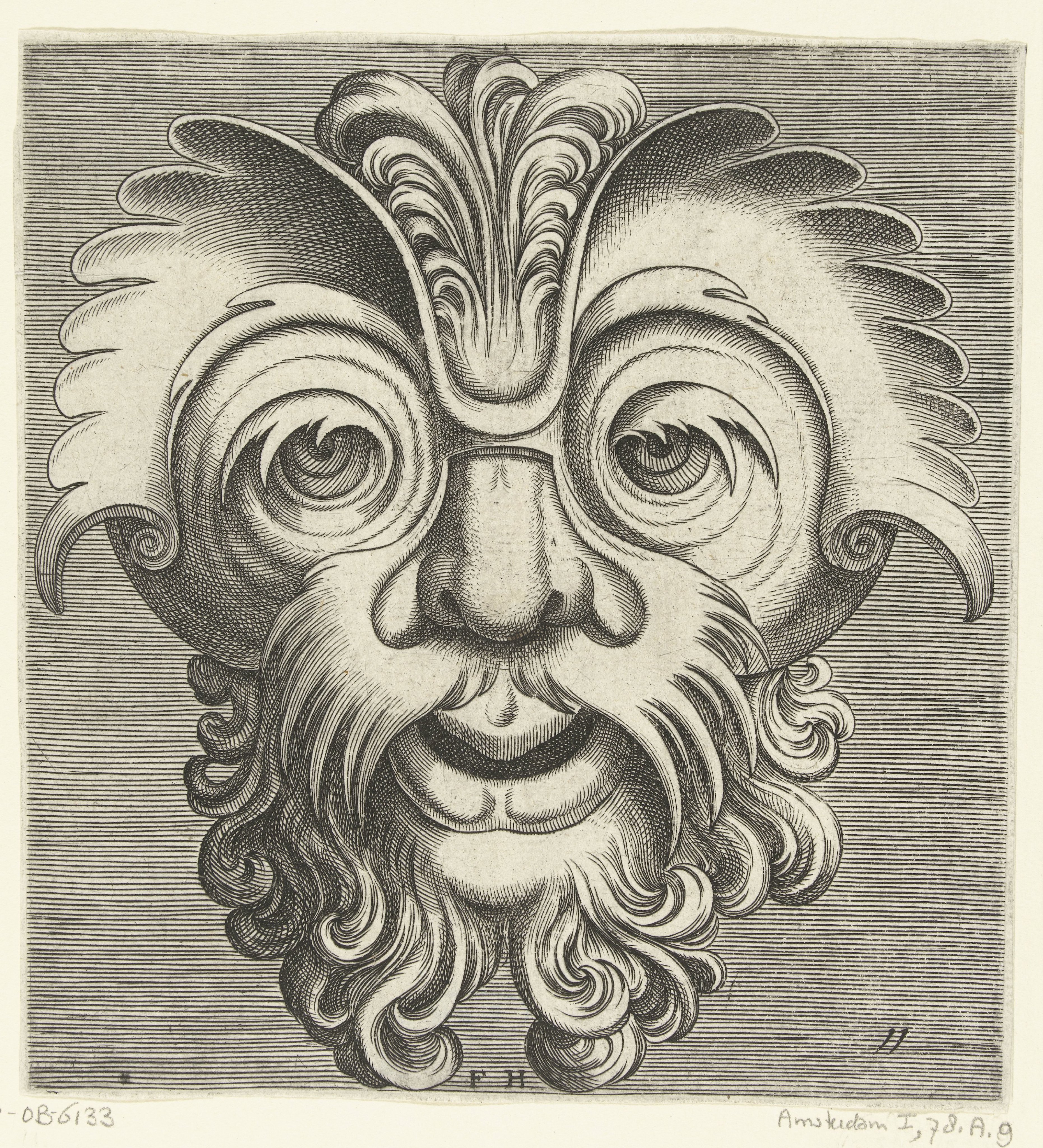 Masker met baard en snor met krullen, een toef krullen rust op de neuswortel