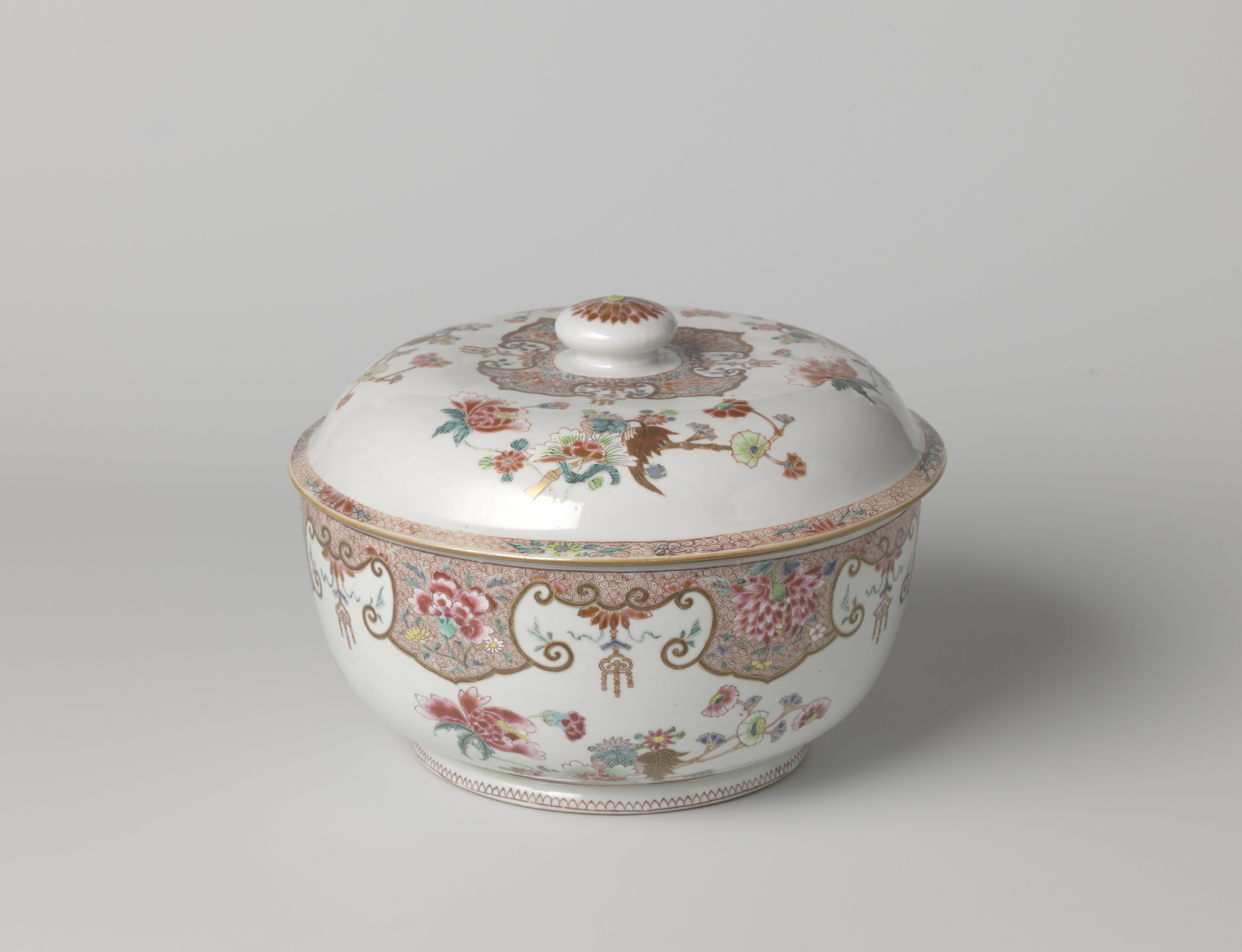 Covered tureen with groups of flowers and ornamental border
