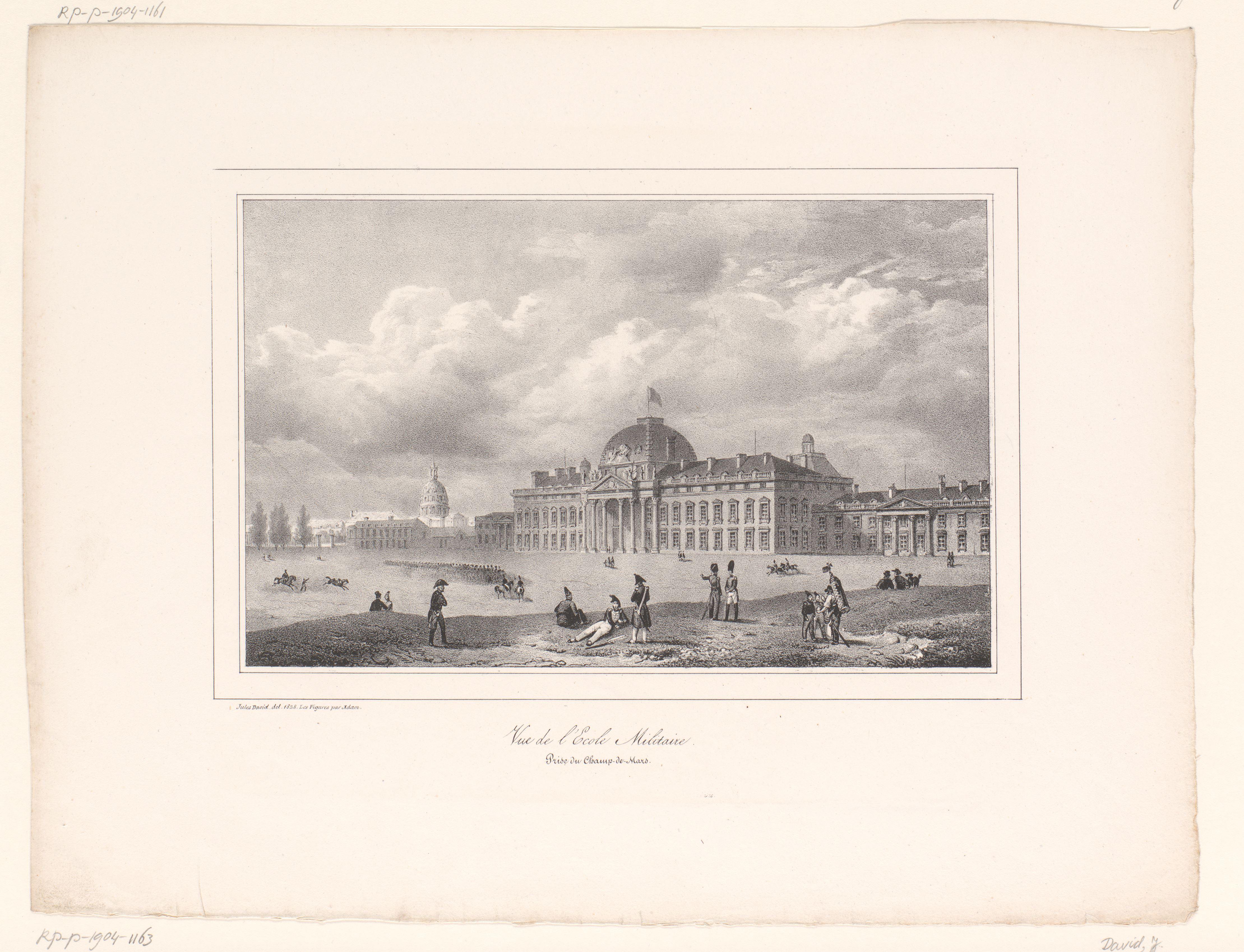 Zicht op het gebouw van de École militaire vanaf de Champ-de-Mars