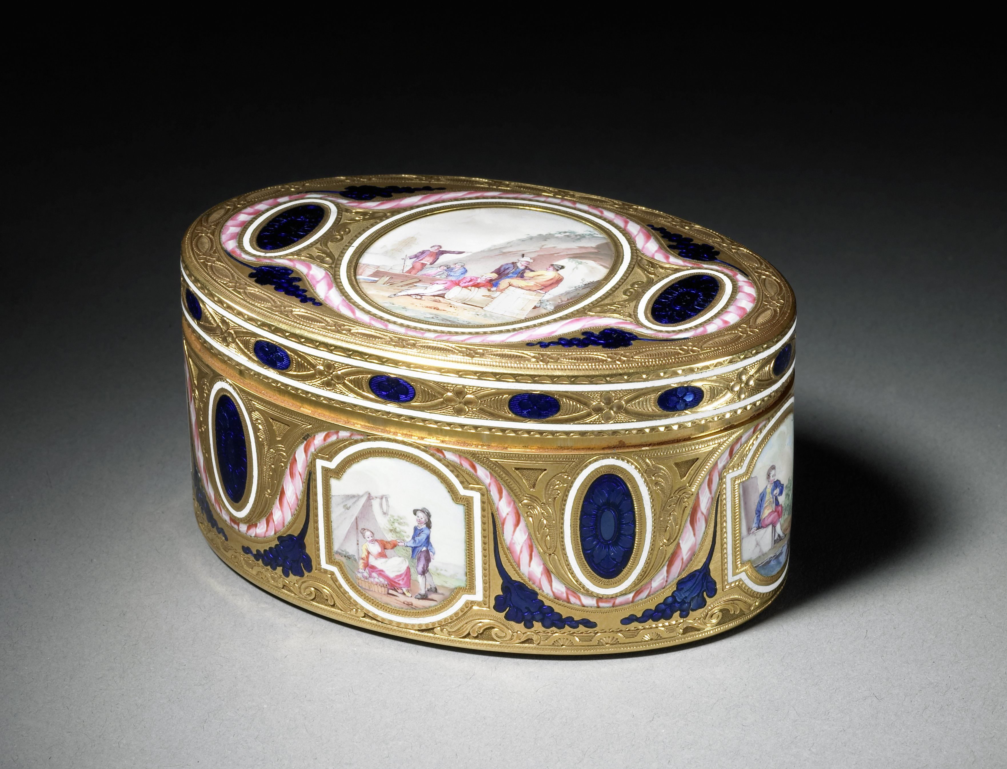 Snuffbox