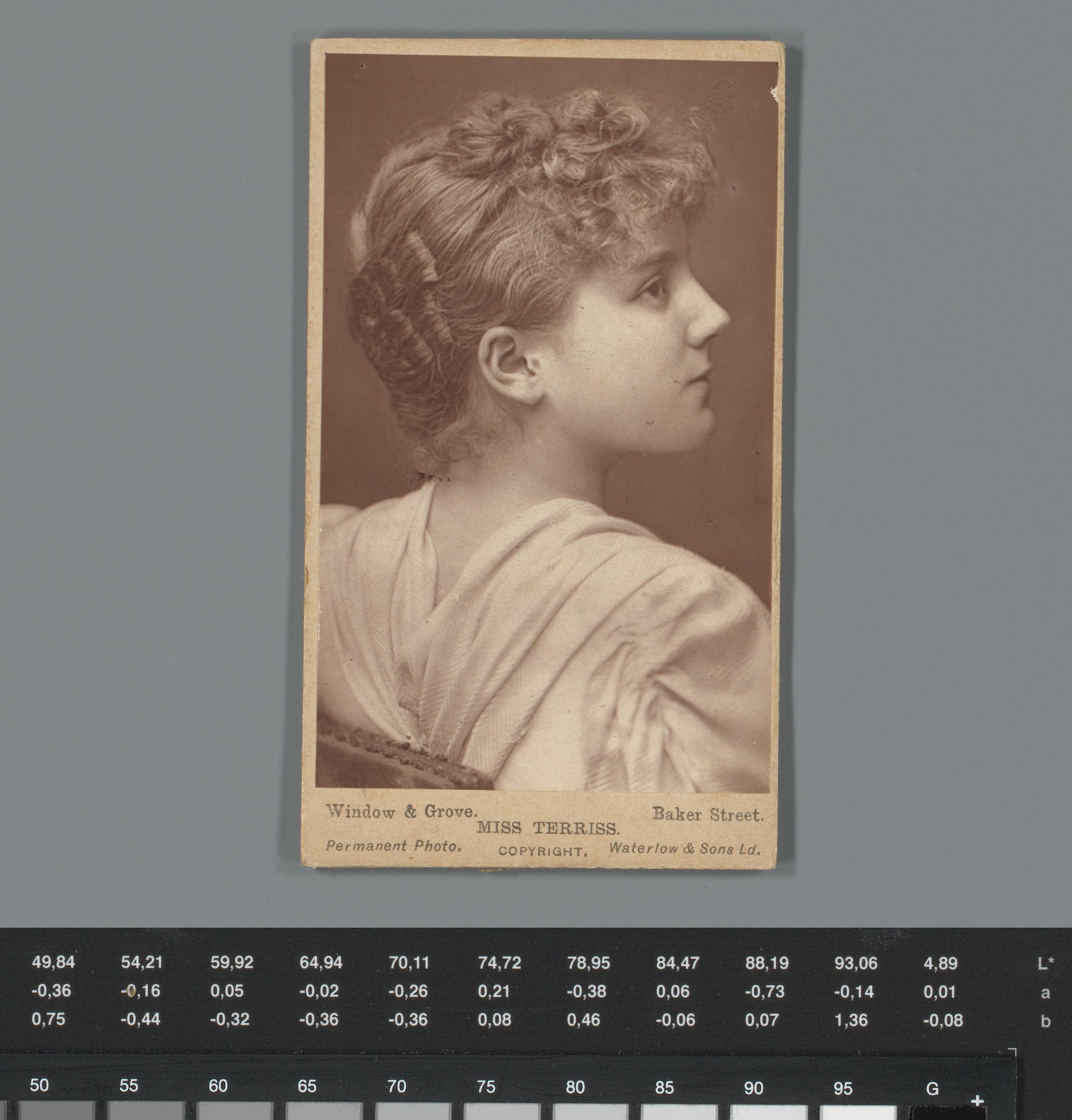 Portret van Ellaline Terriss met reclame voor de United Kingdom Tea Company