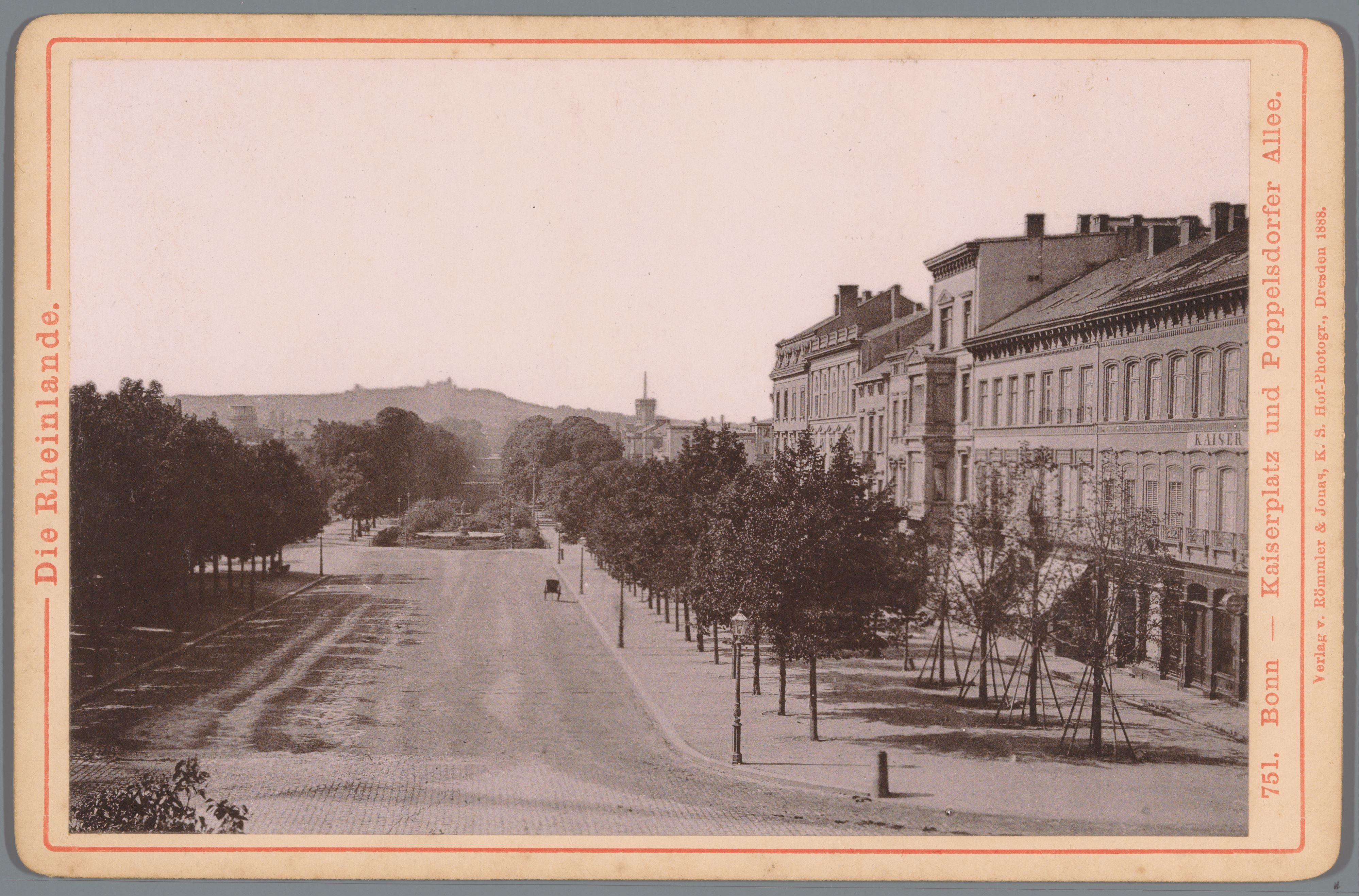 Gezicht op het Kaiserplatz en de Poppelsdorfer Allee in Bonn
