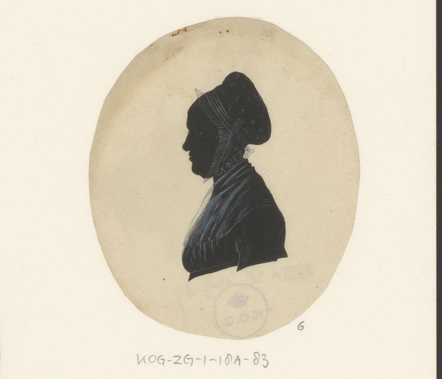 Silhouetportret van een onbekende oude vrouw met muts