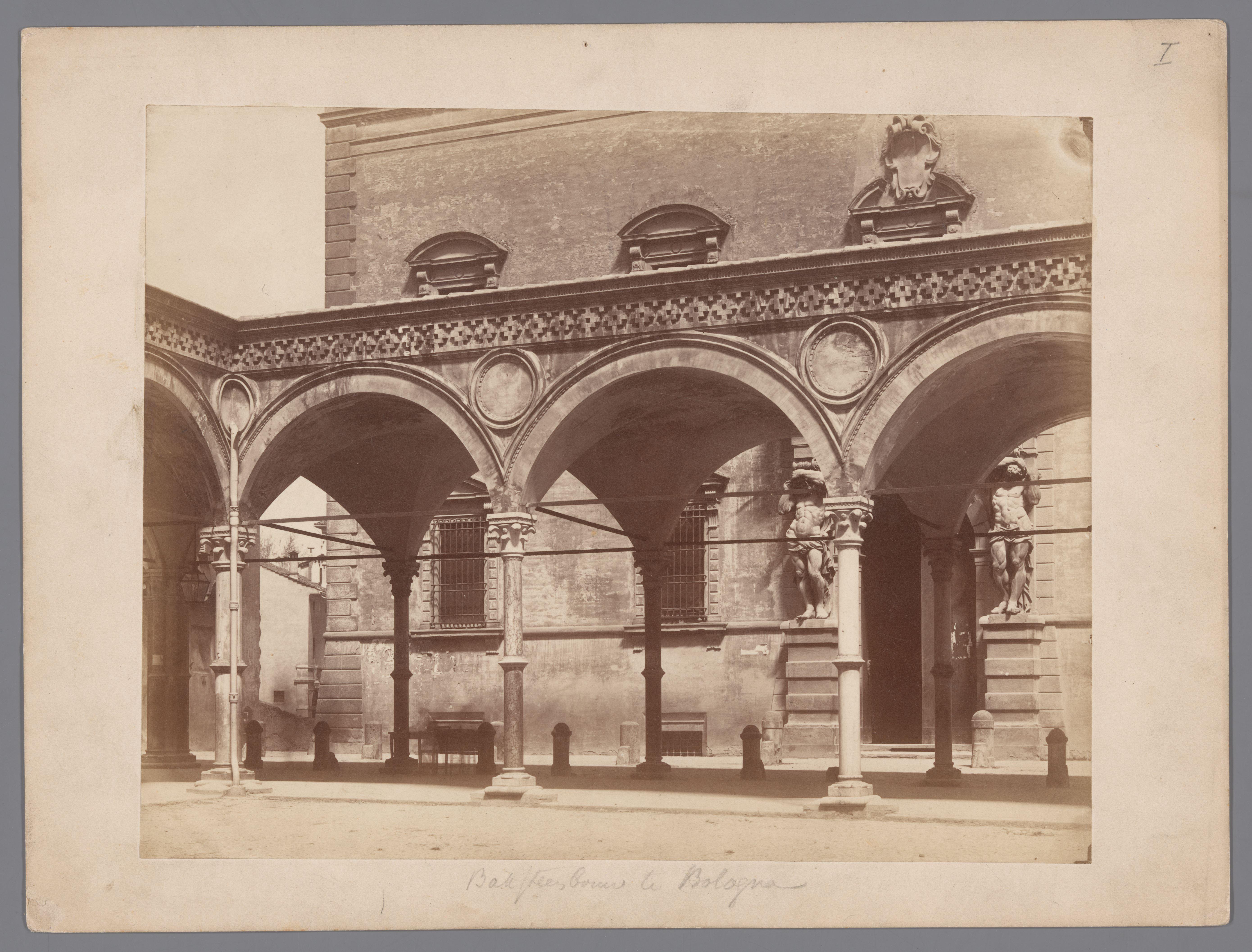 Gebouw te Bologna