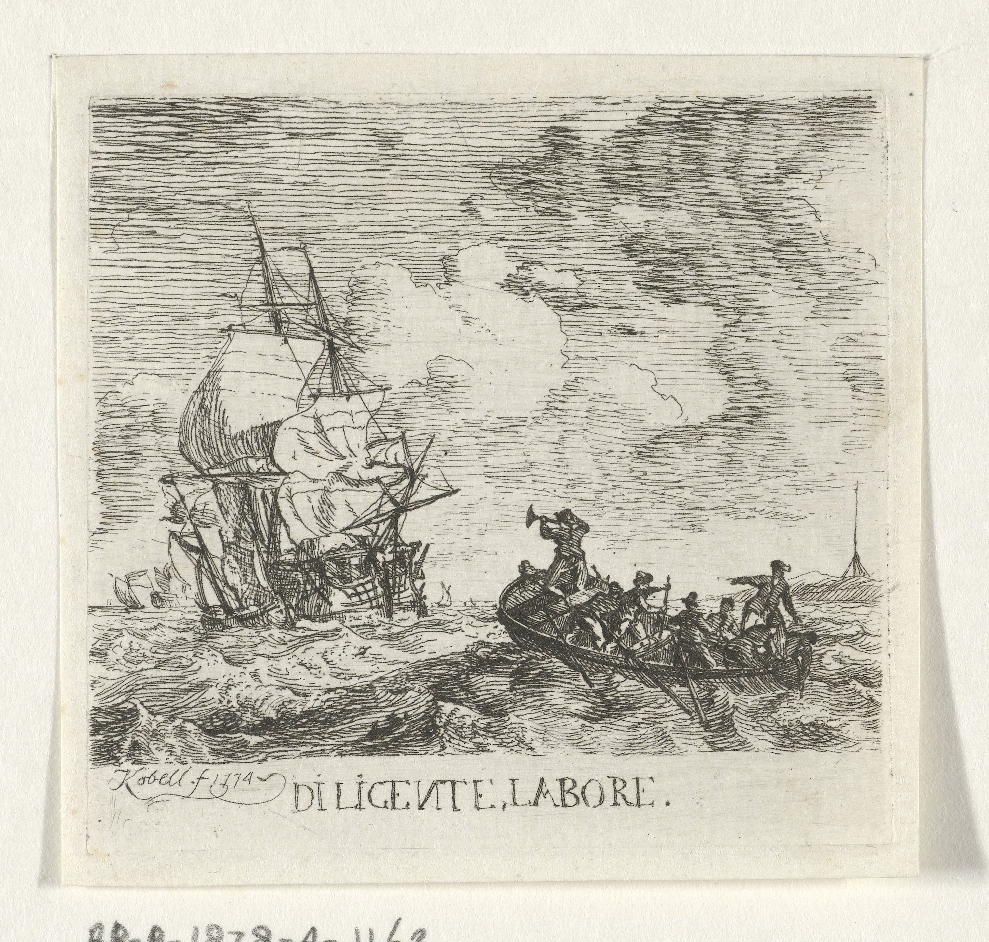 Woest water met verschillende boten