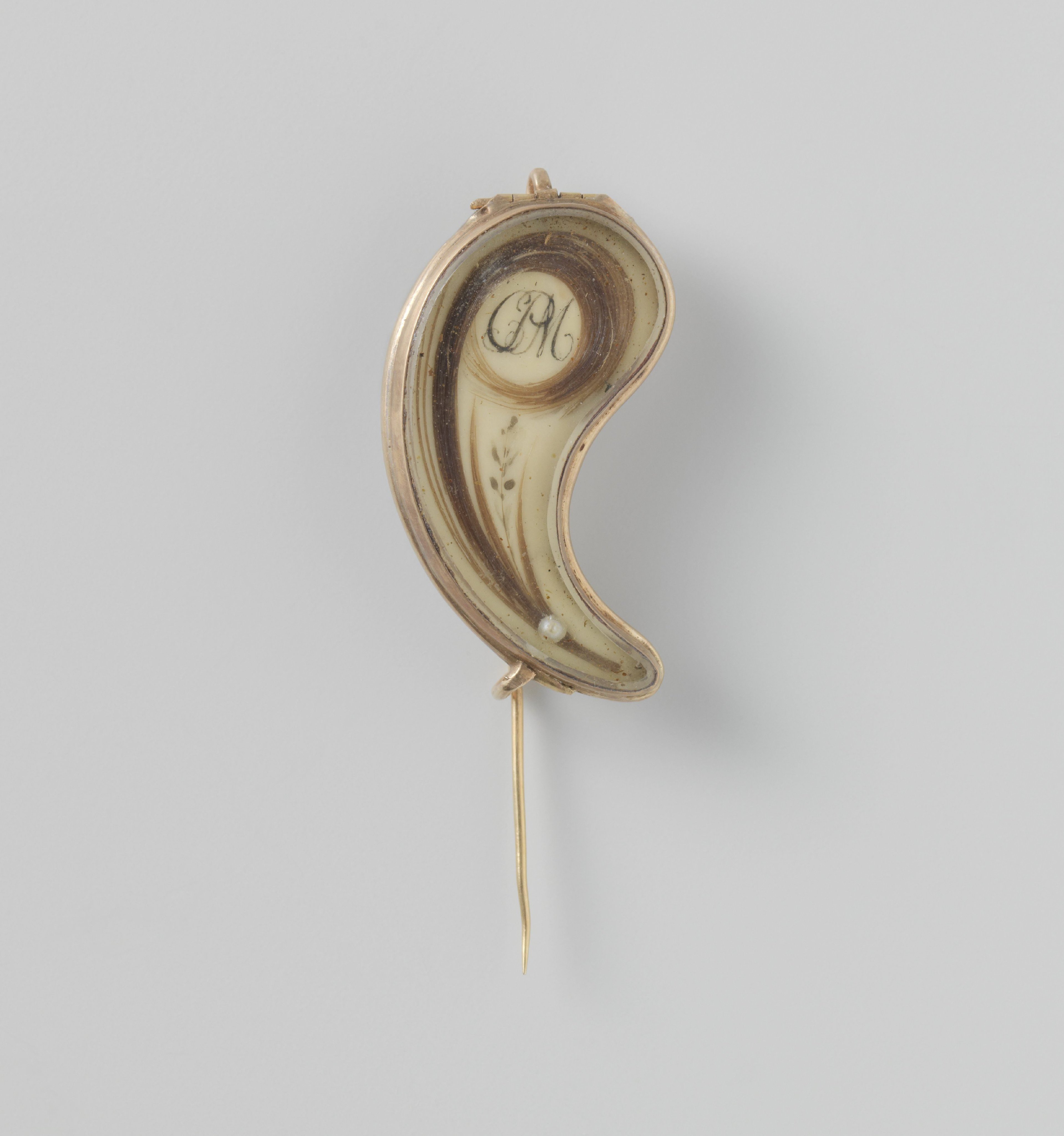 Broche