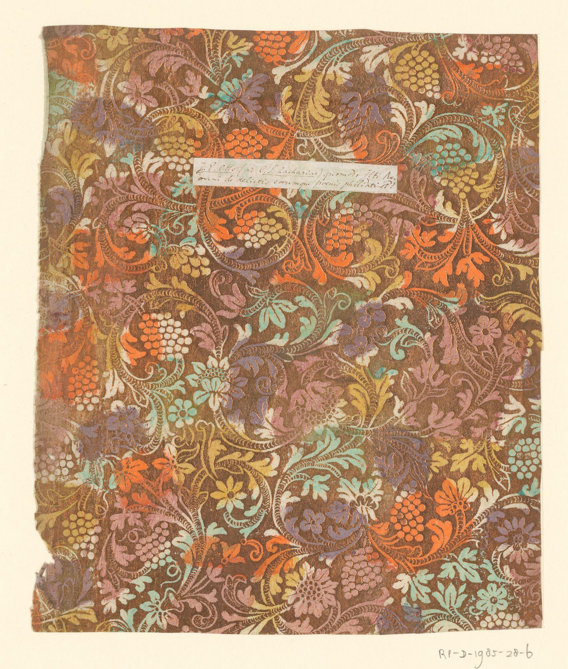 Blad met ranken met vruchten en bloemen