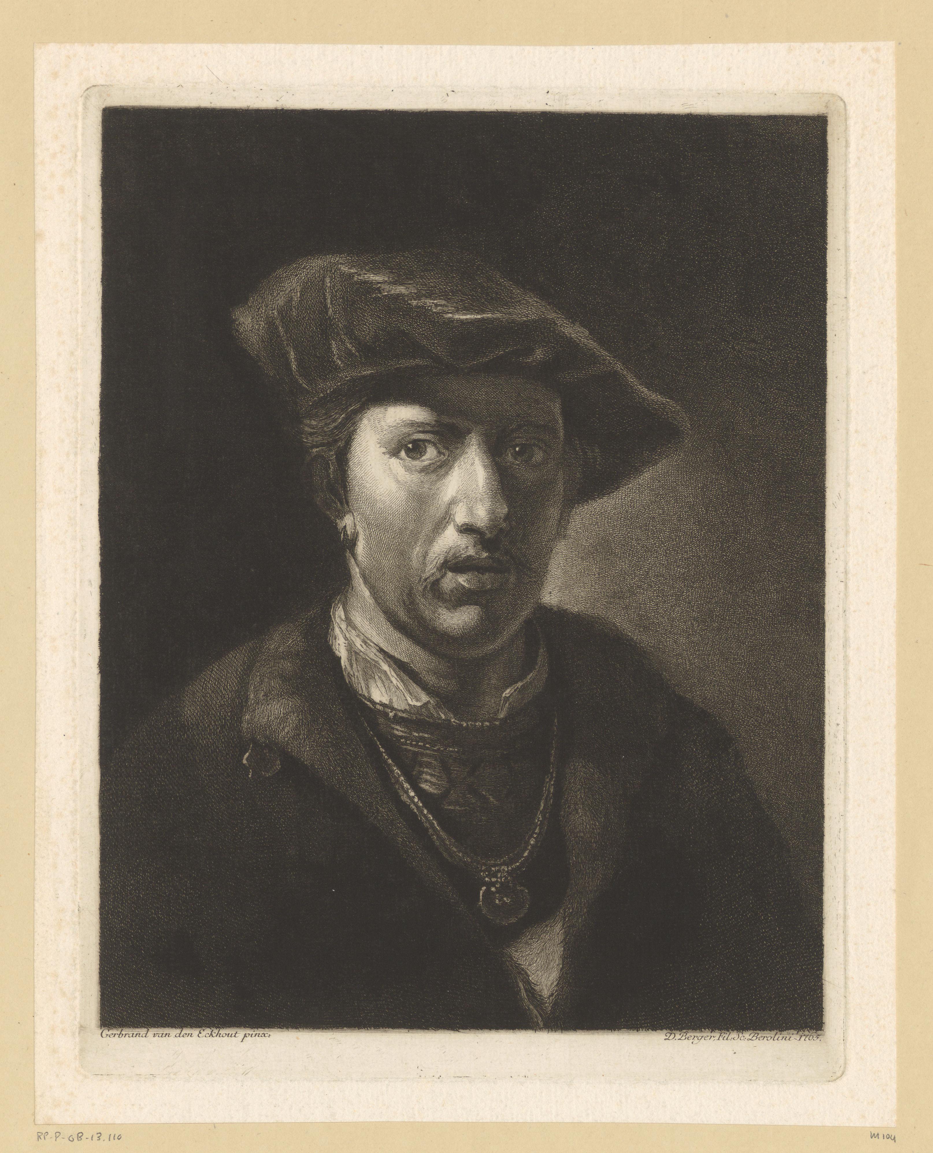 Buste van man met een baret, een medaille aan een ketting om zijn hals