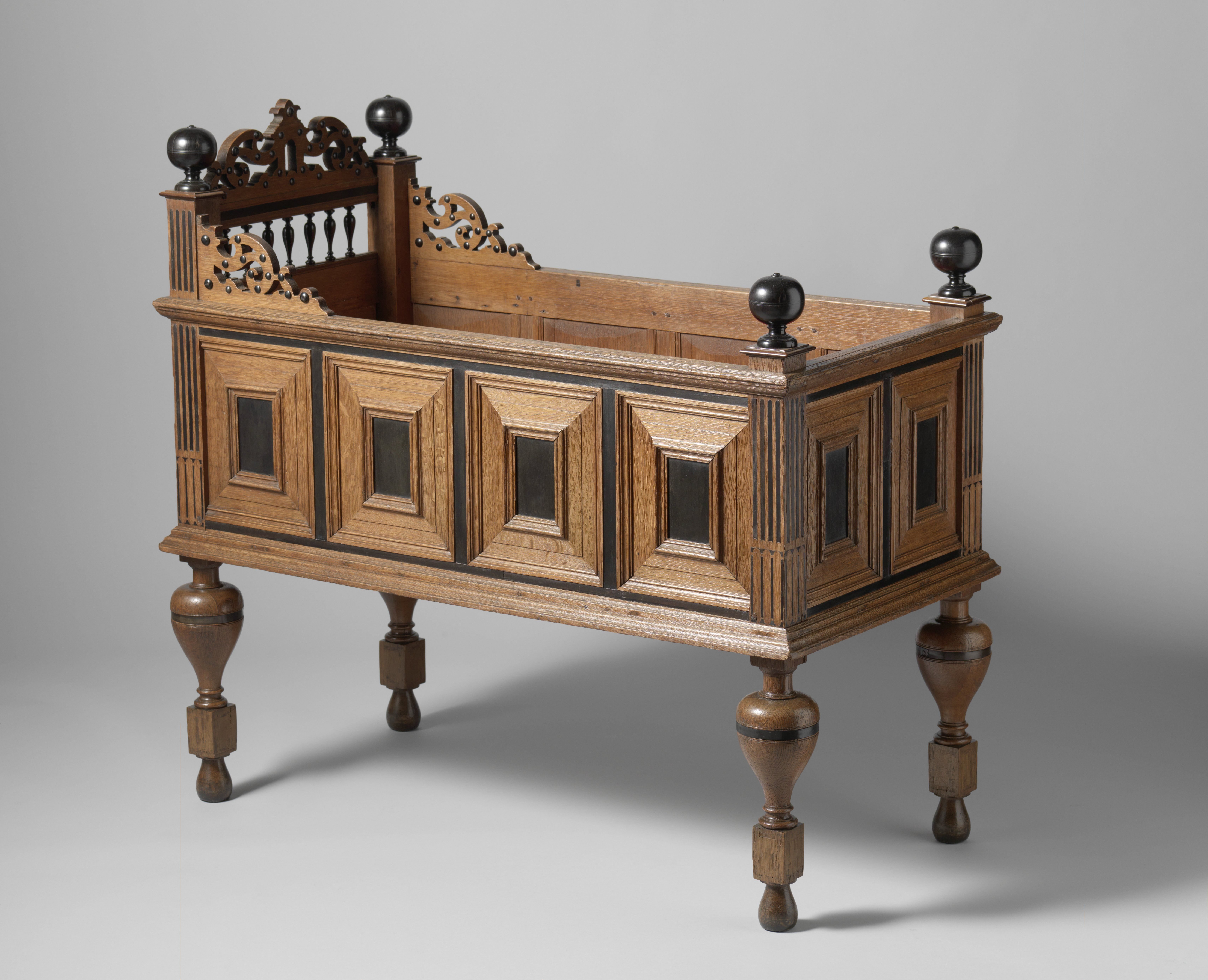 Child’s cot