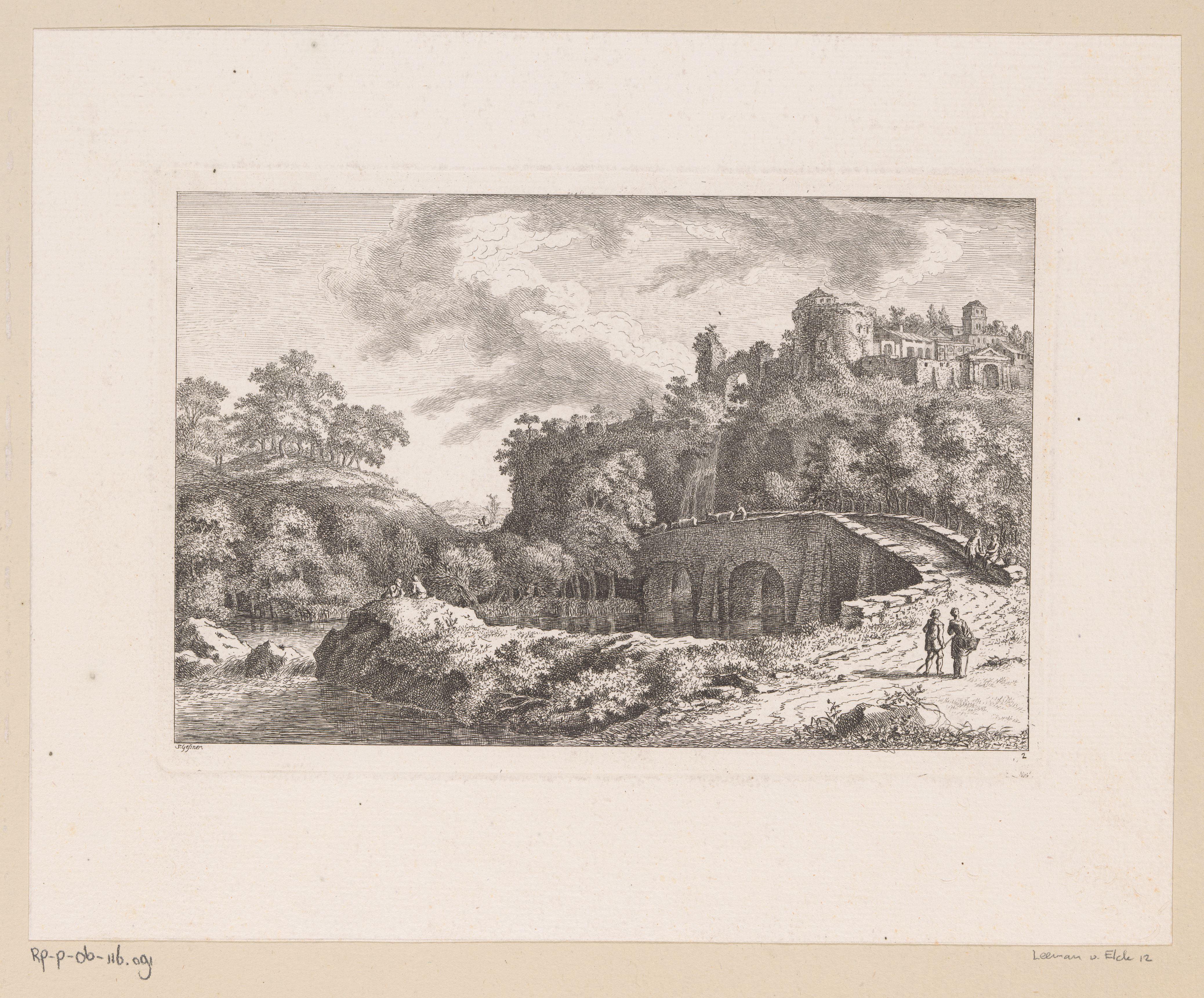 Antieke burcht op een bergtop aan een rivier