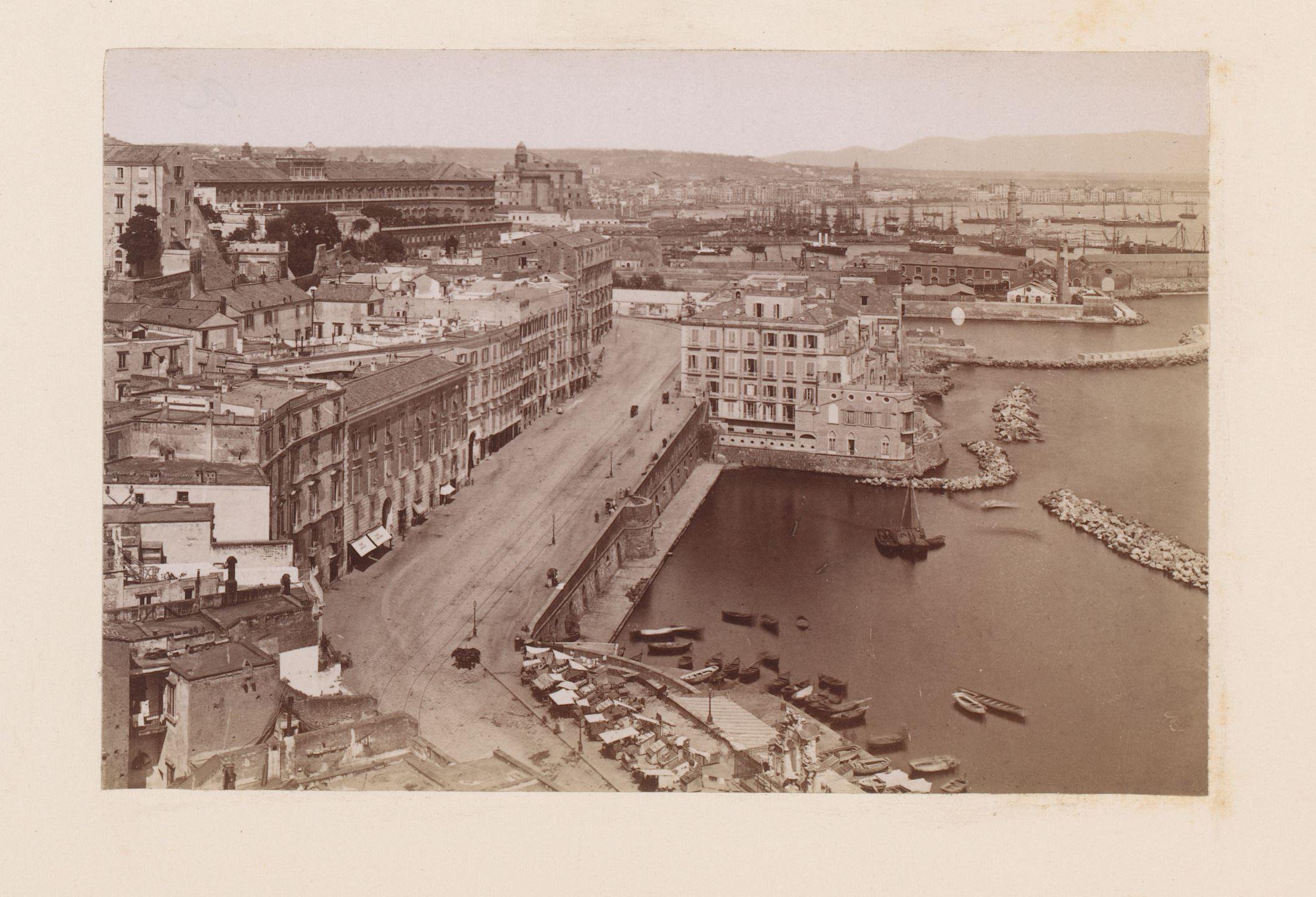 Strada Santa Lucia te Napels, Italië