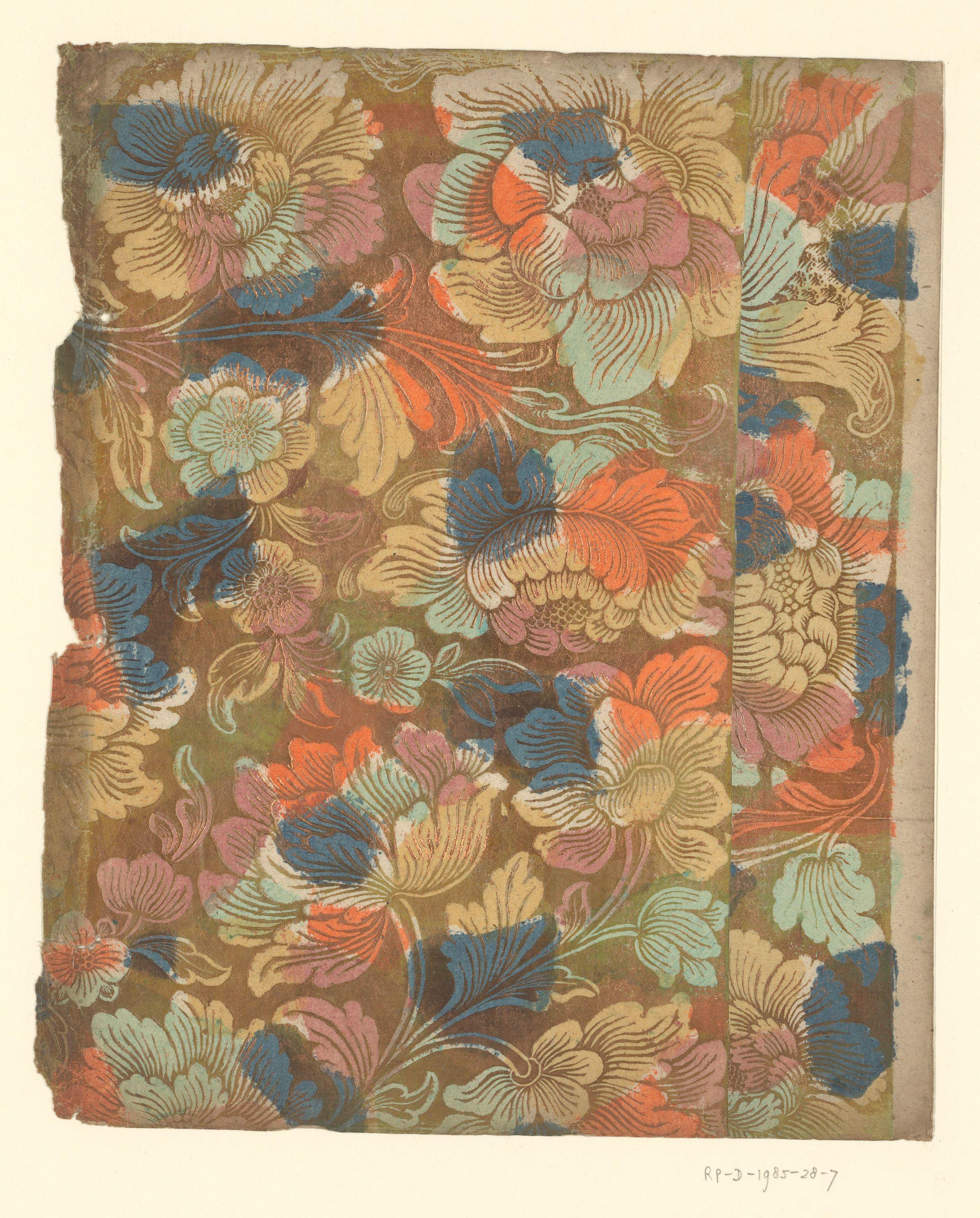Blad met grote gestileerde bloemen