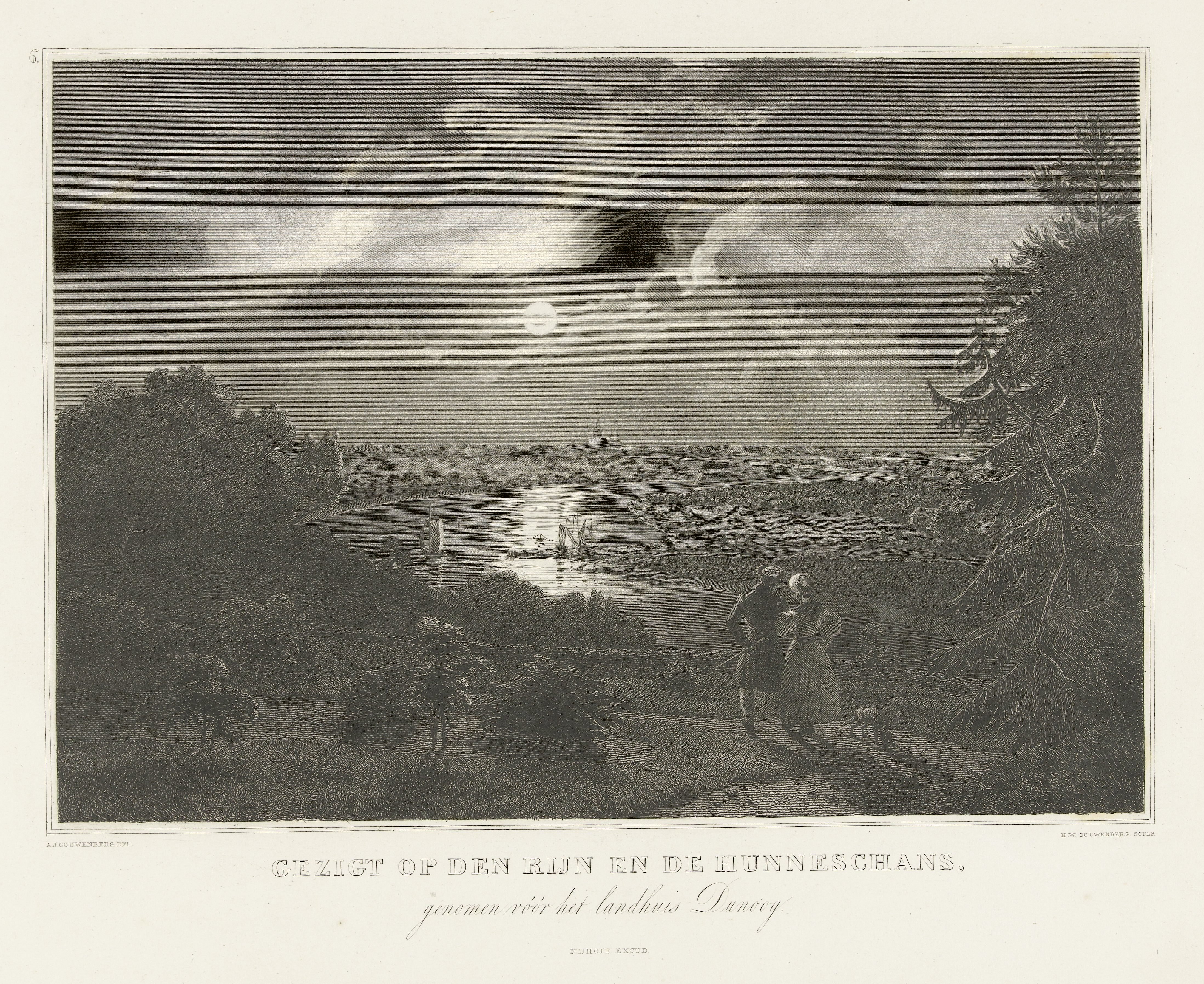 Gezicht op de Rijn en de Hunneschans bij het dorp Uddel bij maanlicht
