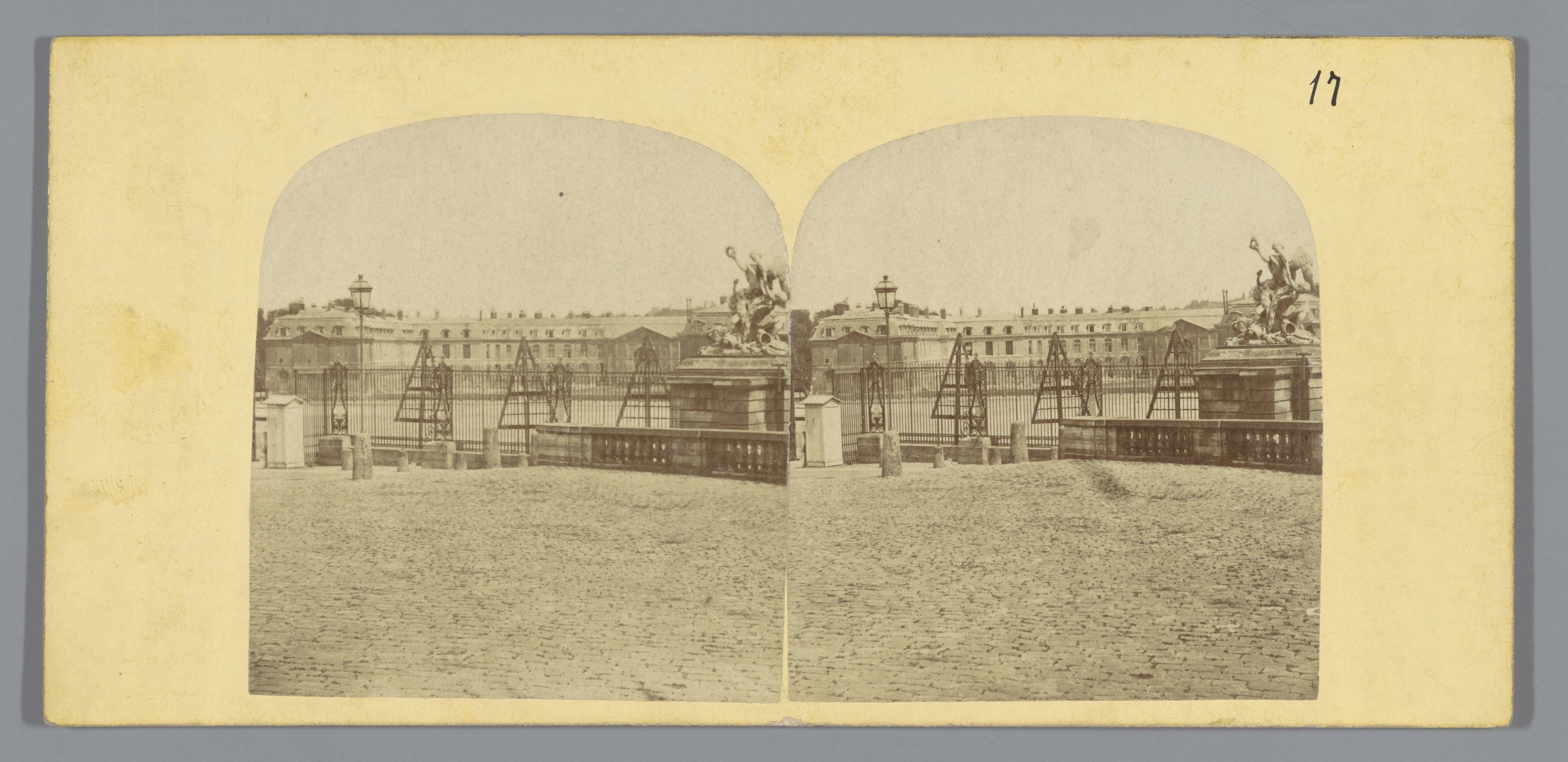 Voorzijde van Paleis van Versailles