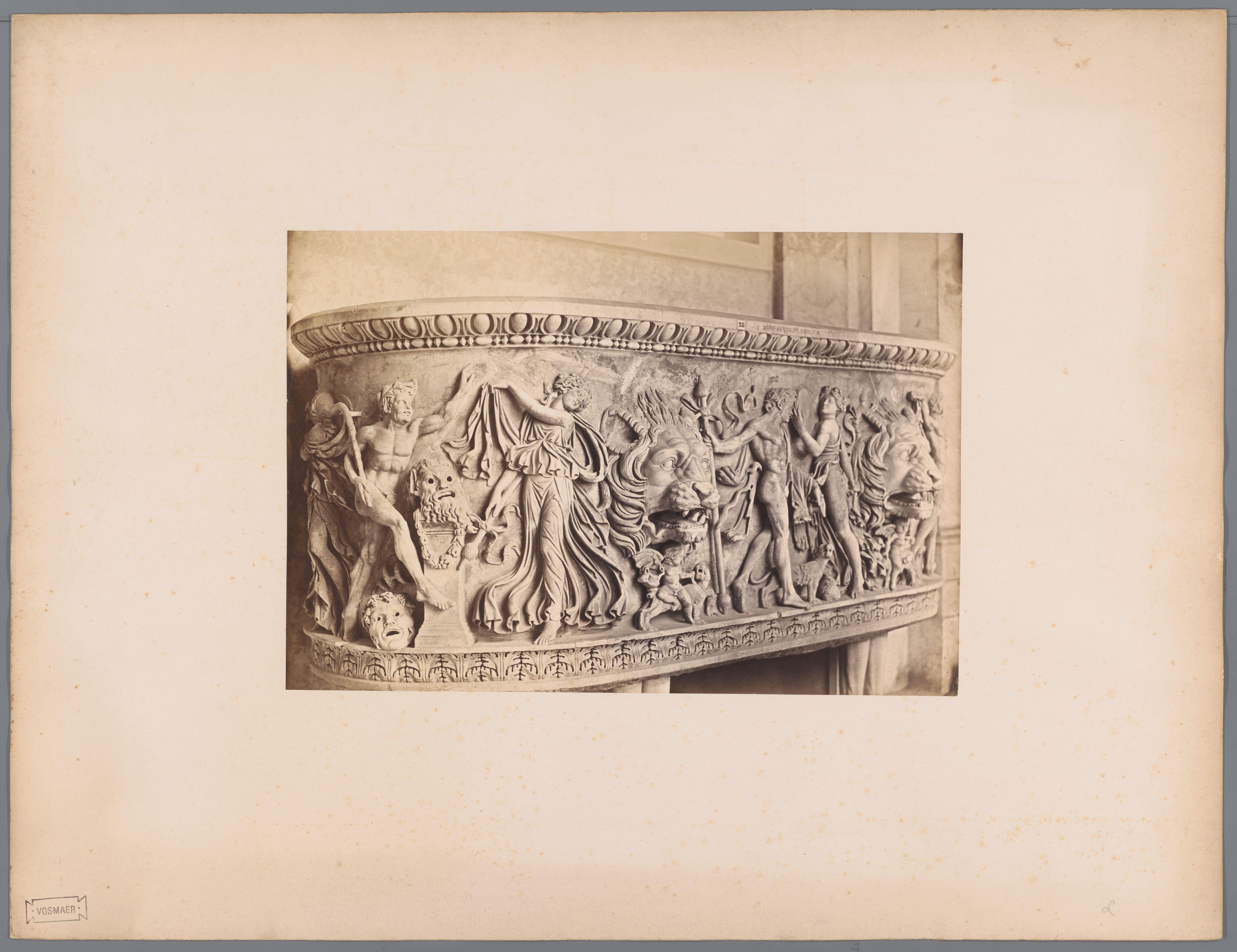 Antieke sarcofaag met voorstelling van een bacchanaal, Museo Vaticano
