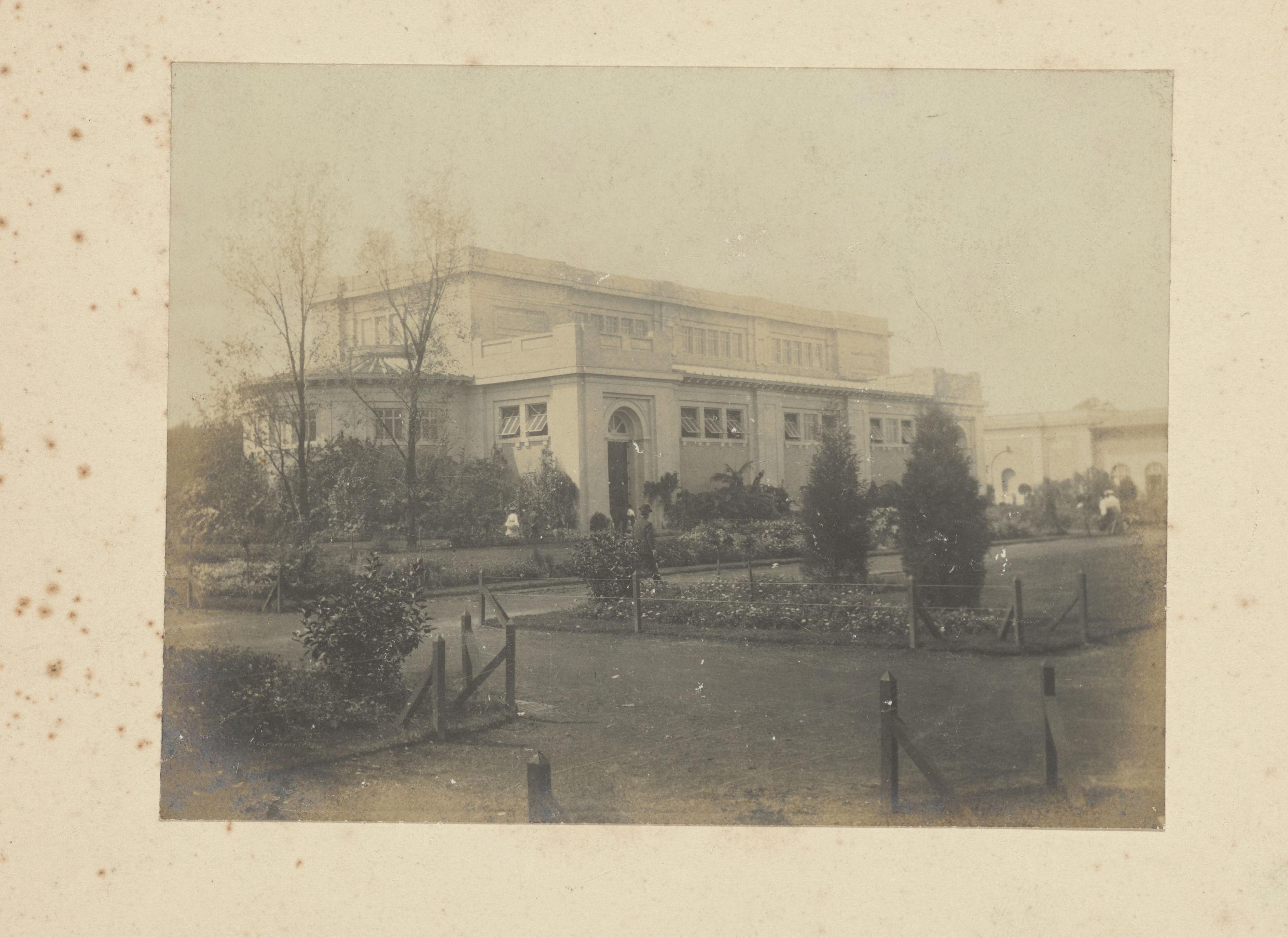 Sculpture Hall op het terrein van de wereldtentoonstelling in St. Louis (Louisiana Purchase Exposition), 1904