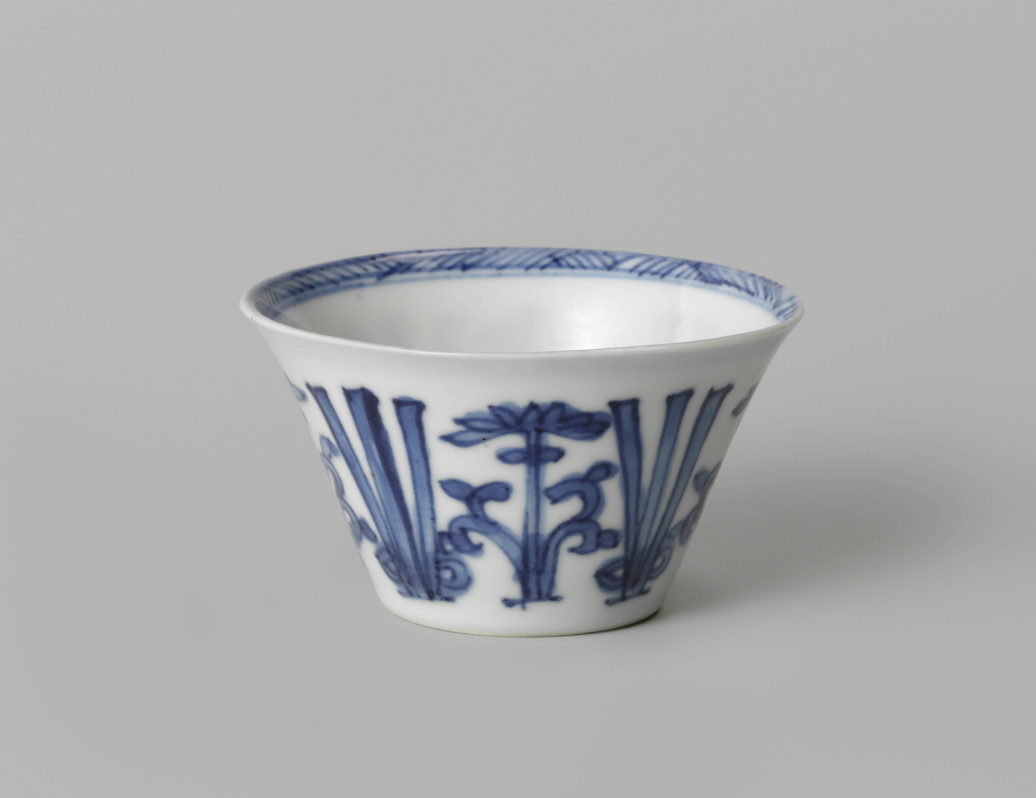 Cup with stylised flowers