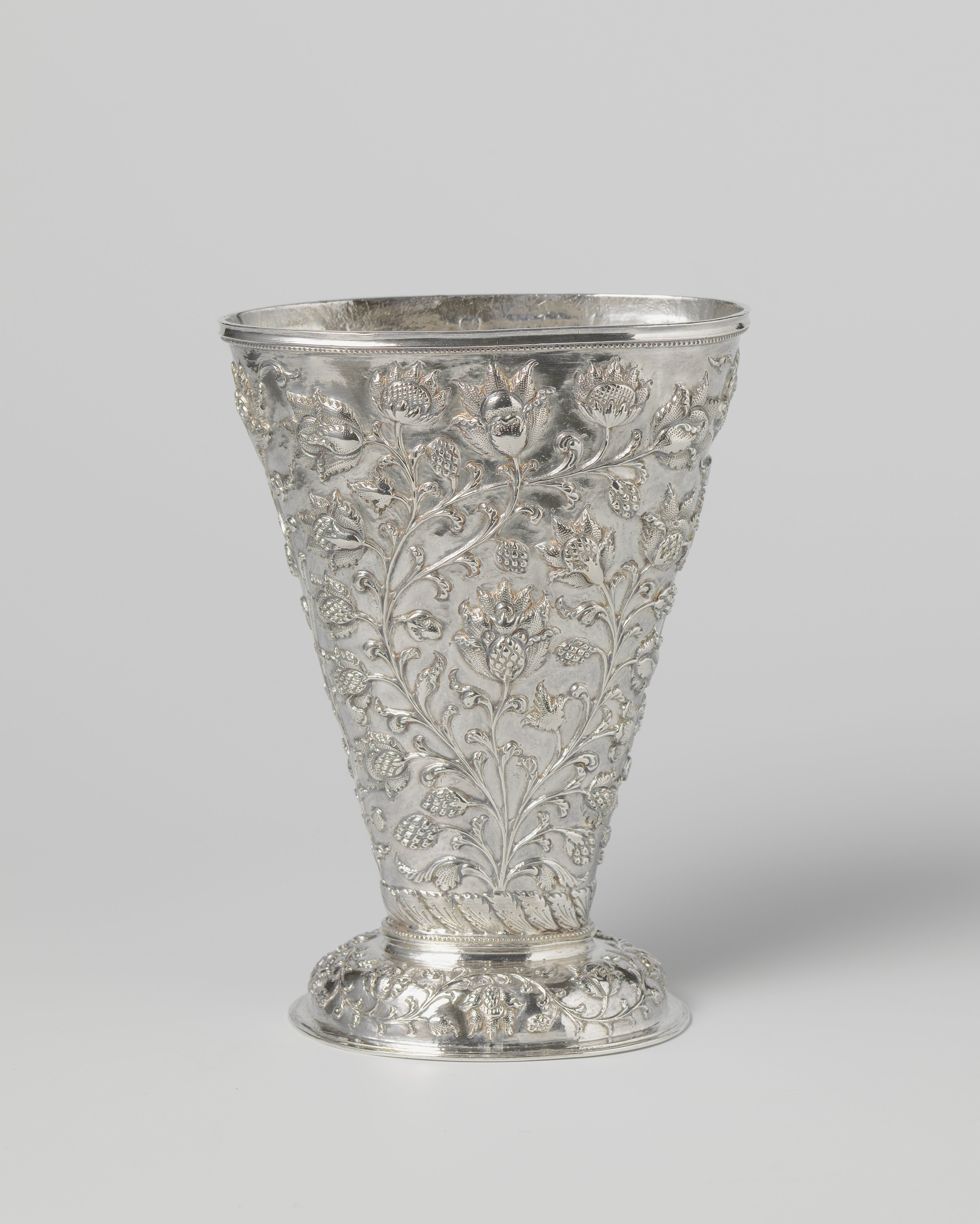 Betel holder