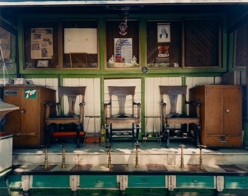 Shoeshine Stand @ Railroad Station, Mendoza, Argentina