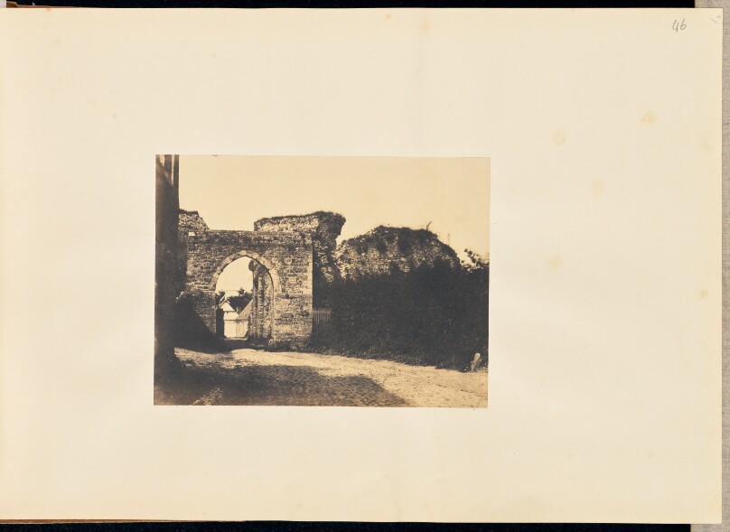 [Ruined fortification]