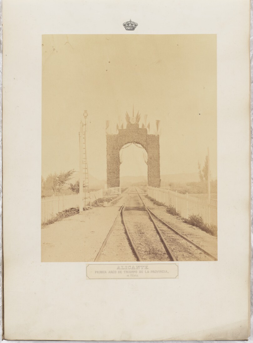 Alicante. Primer arco de triunfo de la provincia, en Villena