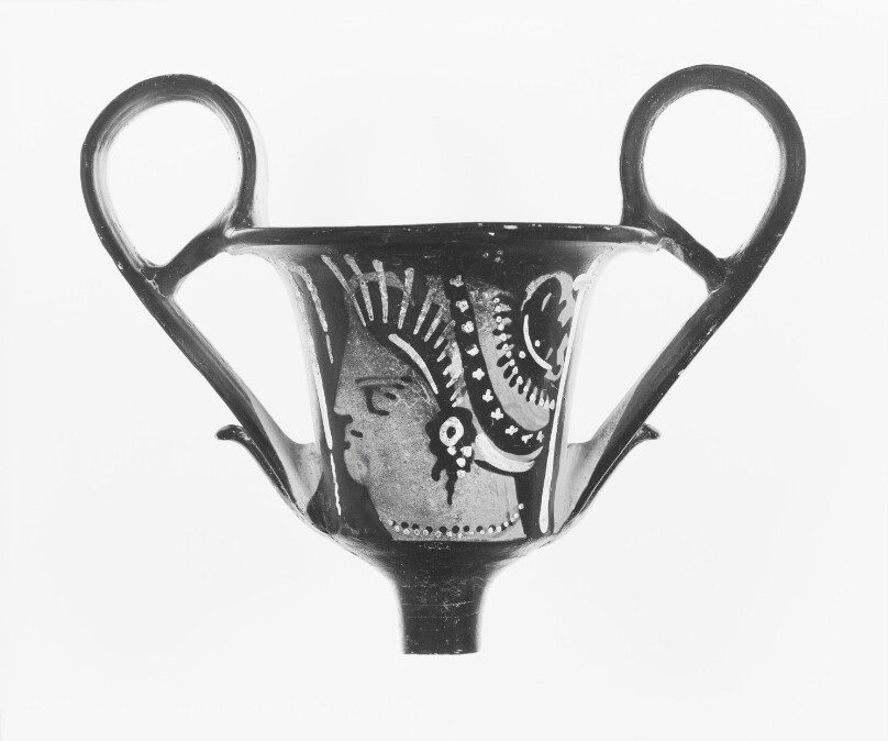Apulian Red-Figure Kantharos