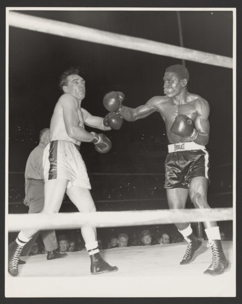 [Dick Tiger fighting Gene Fullmer]
