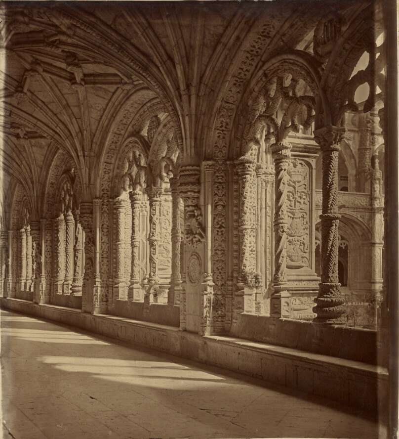 [Arched hallway, Belem]