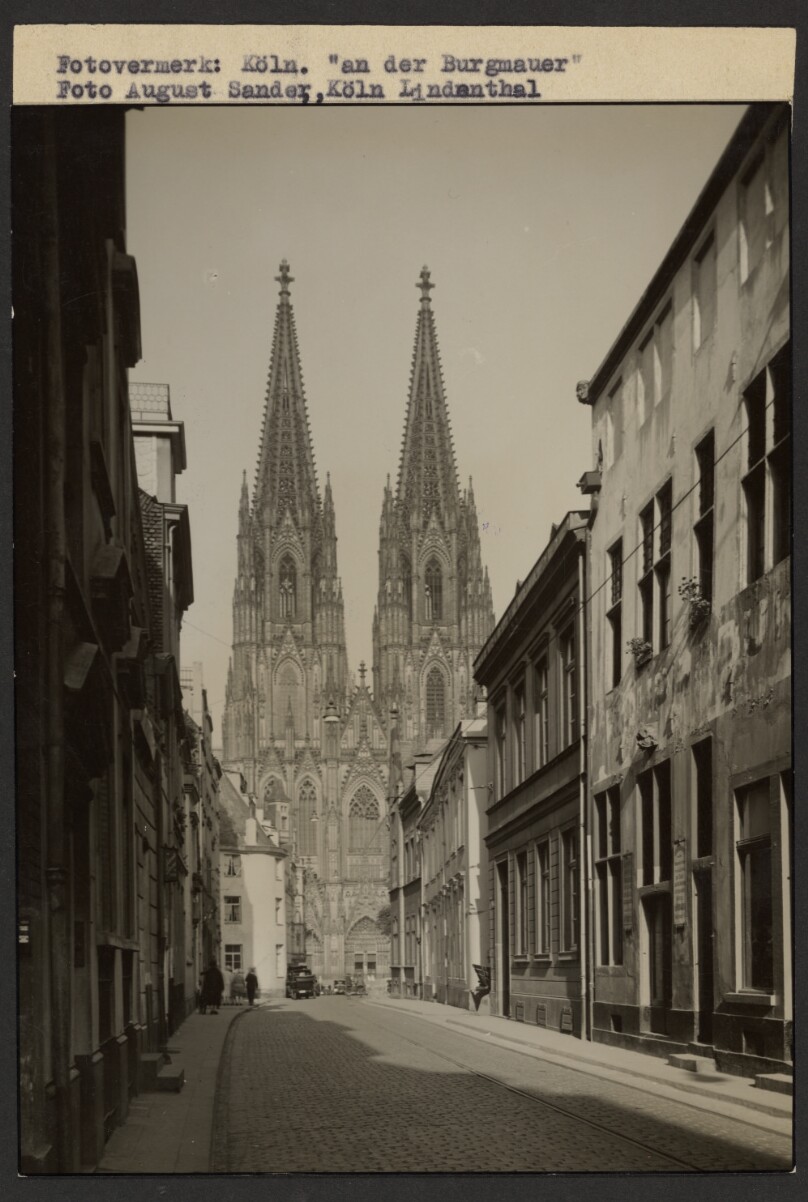 "An der Burgmauer", Cologne ("An der Burgmauer", Köln)
