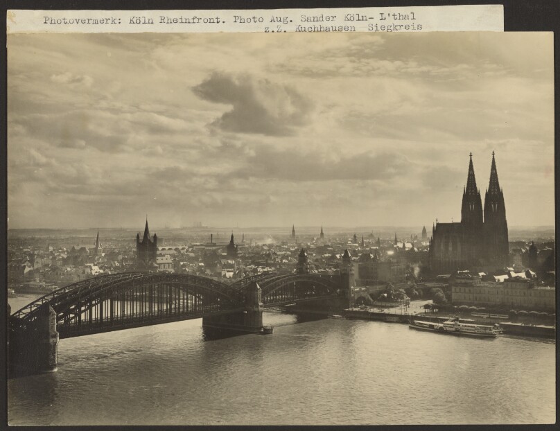 Cologne, Rheinfront (Köln Rheinfront).