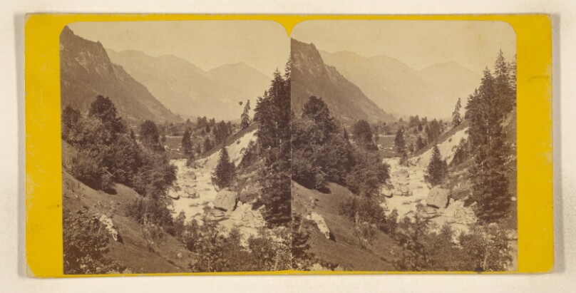 Suisse. - Canton de Berne. Kanderthal. Vue de la Kander a Bunderbach et le Niesen.