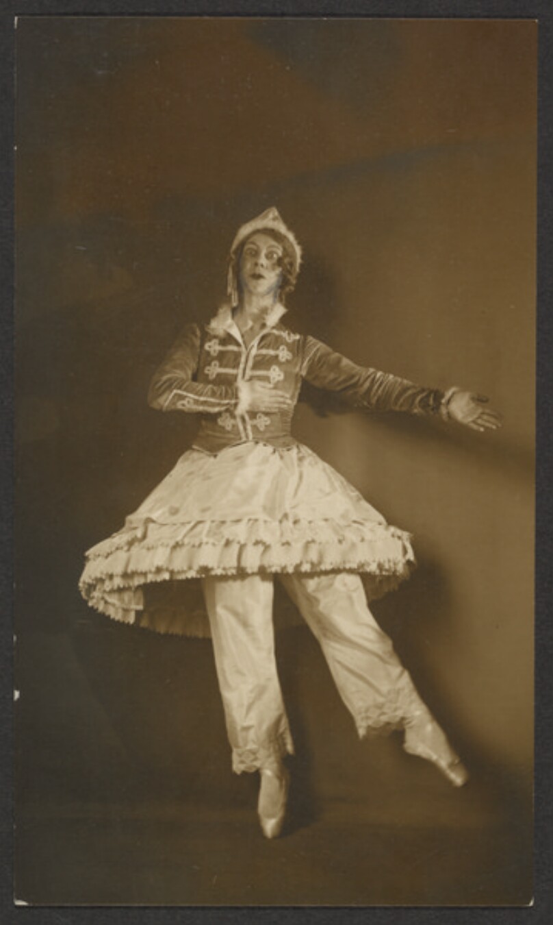 [Vaslav Nijinsky in "Petrushka"]