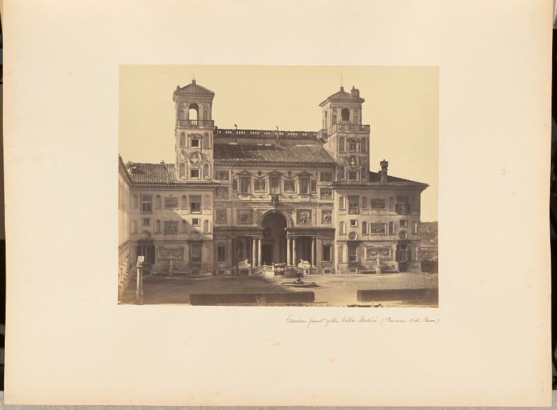 [Villa Medici]