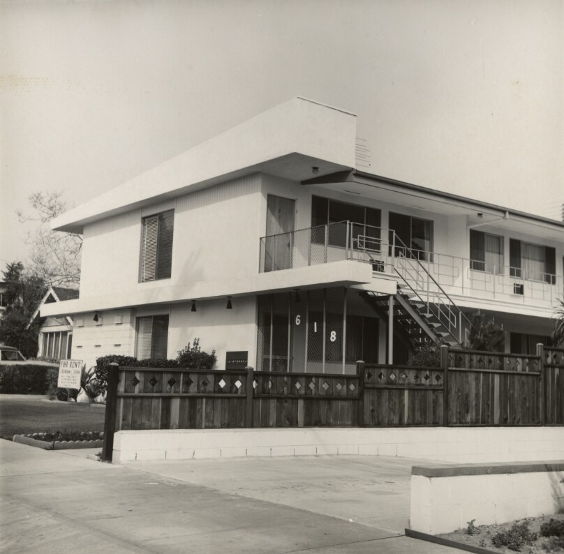 618 N. Los Robles