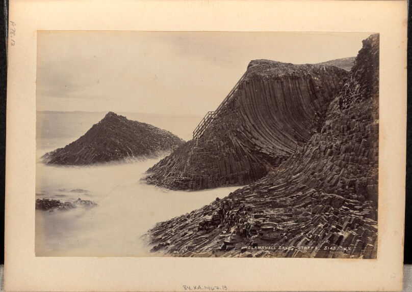 Clamshell Cave, Staffa