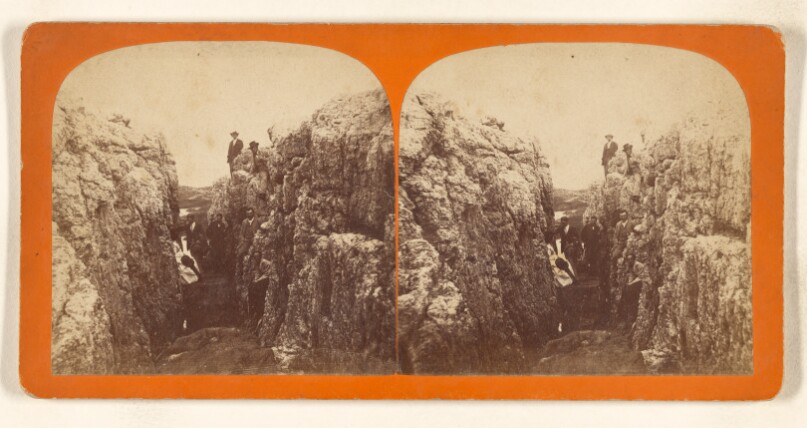 [Group of men in ravine, Isles of Shoals, New Hampshire]