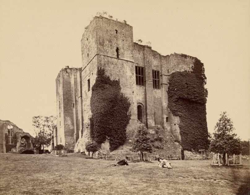 [Ruins of Kenilworth Castle]