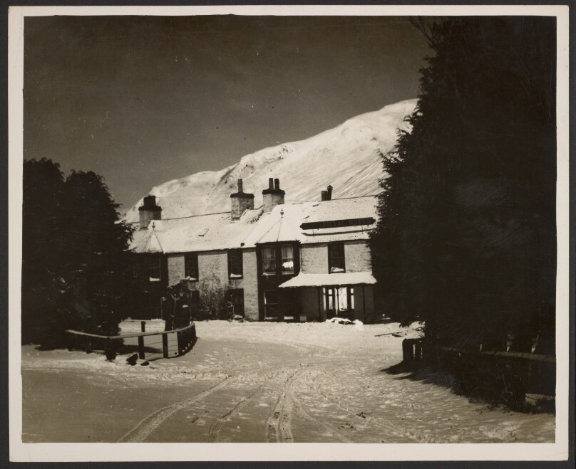 [Snowy landscape]