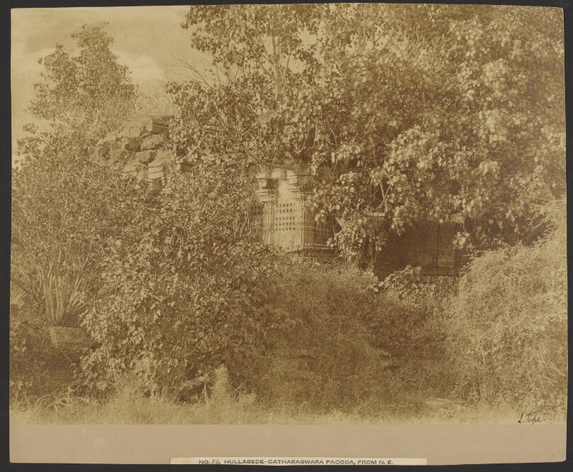 Hullabede - Catharaswama Pagoda, From Northeast