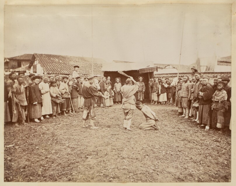 [Execution Scene, Shanghai]