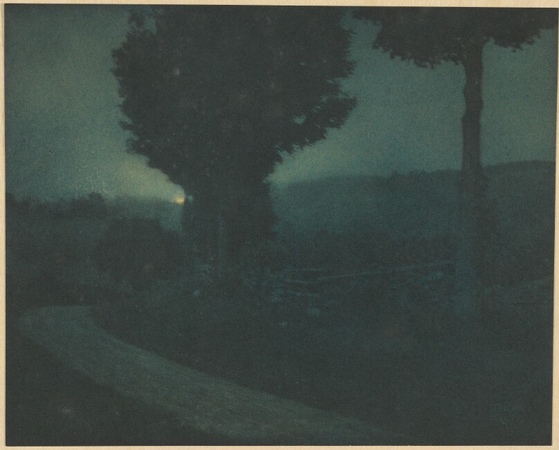 [Road into the Valley -- Moonrise]